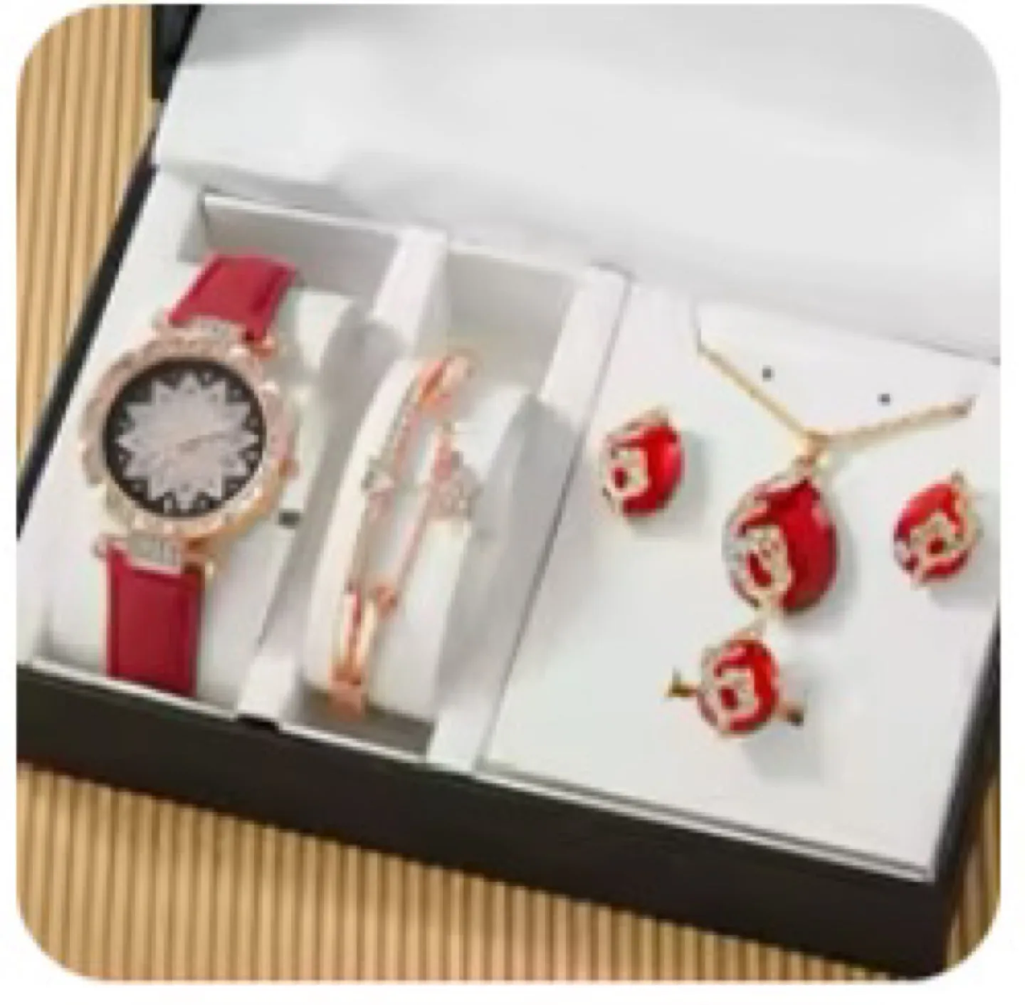 Women's Watch Jewellery Set image indicator(2)