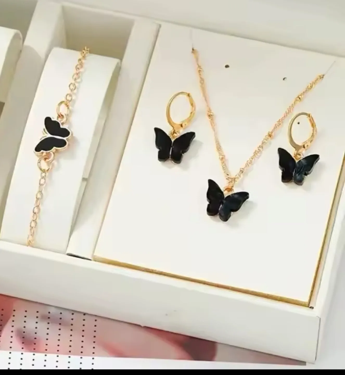 Women's Watch Jewellery Set image indicator(5)