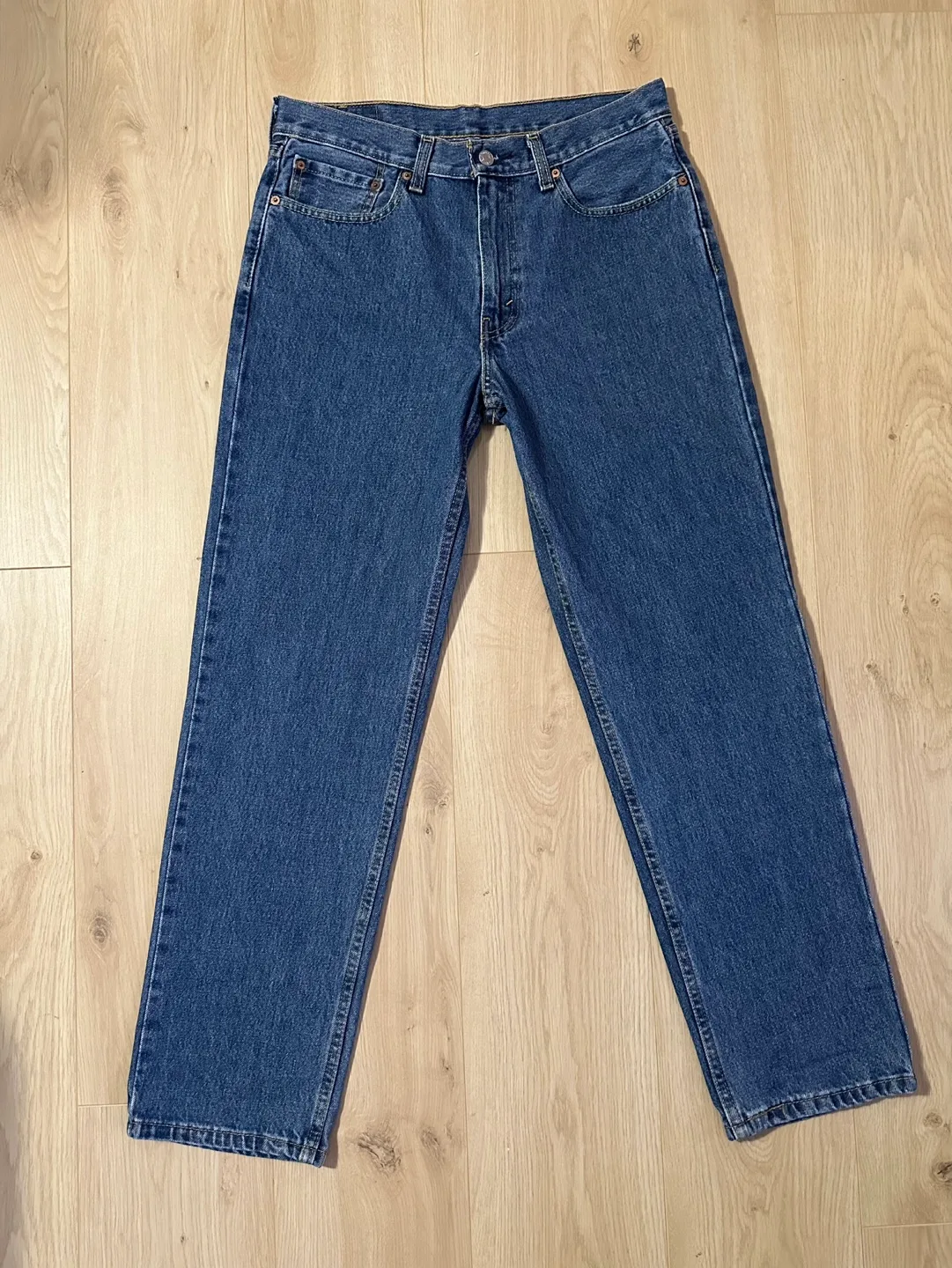 Bundle of Levi’s 501 93/ 550 Jeans - 3 pairs image indicator(3)