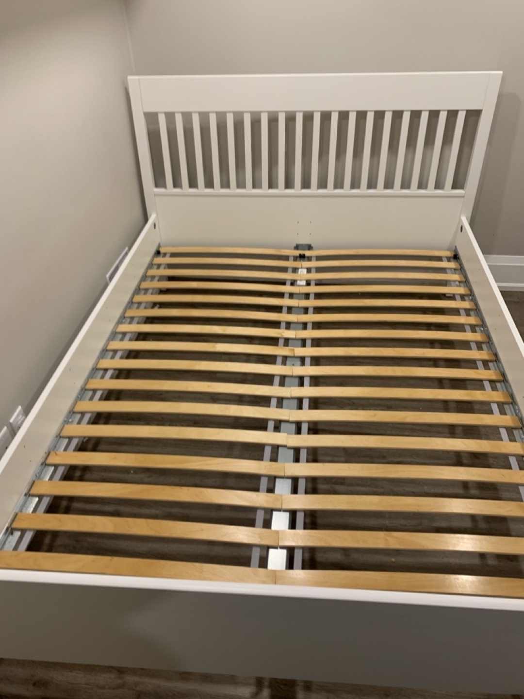 IKEA MALM Queen Bed Frame + Haugesund mattress - photo 3