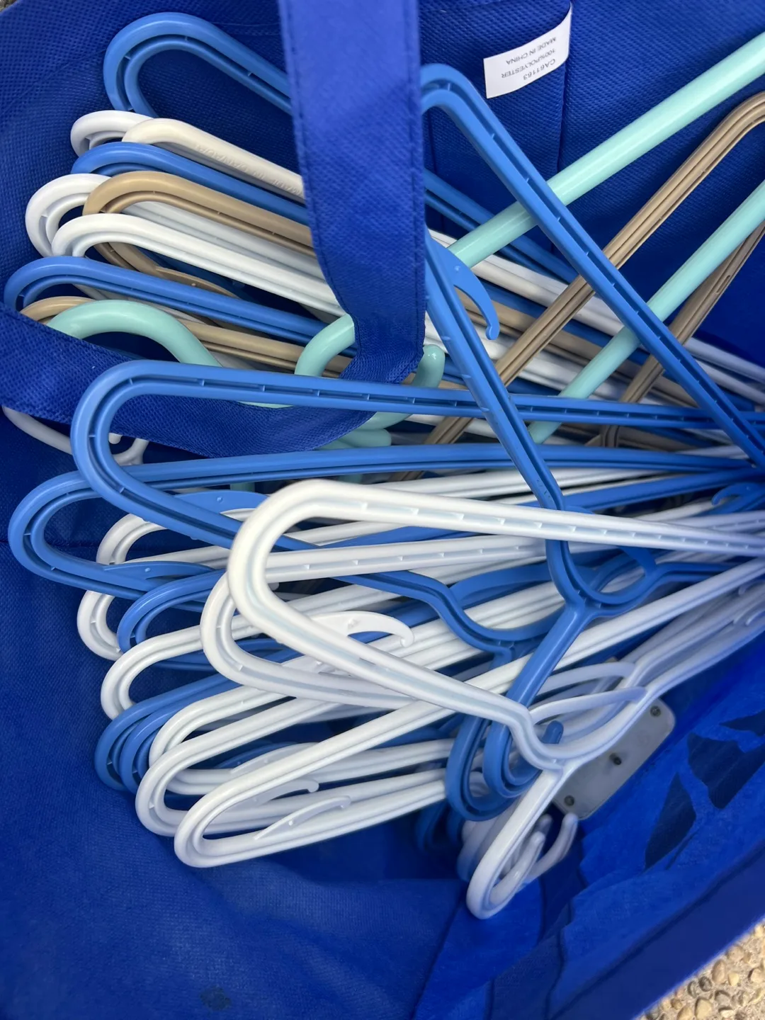 Lot of Plastic Hangers image indicator(2)