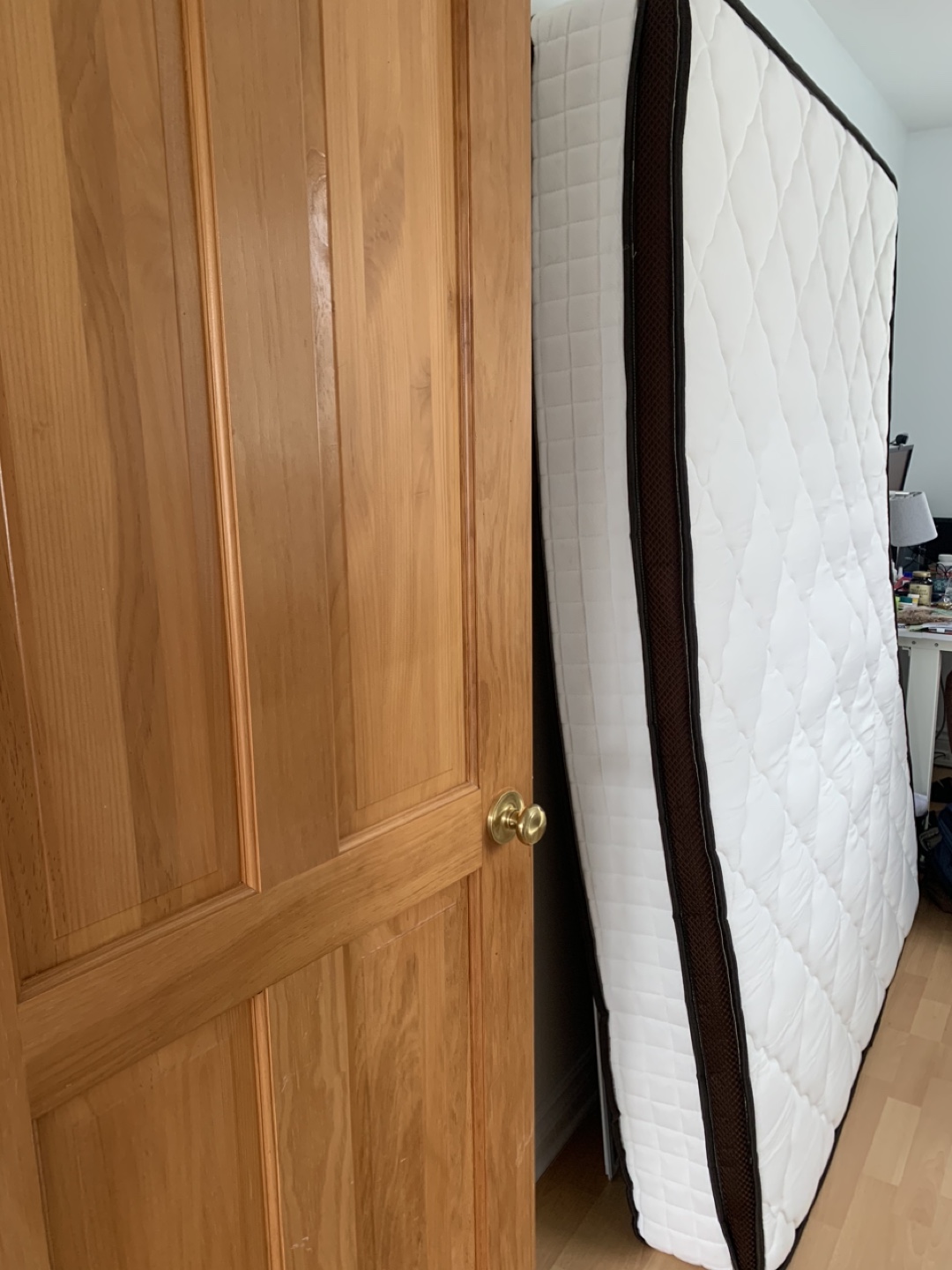 Queen Size Bed with mattress - photo 3