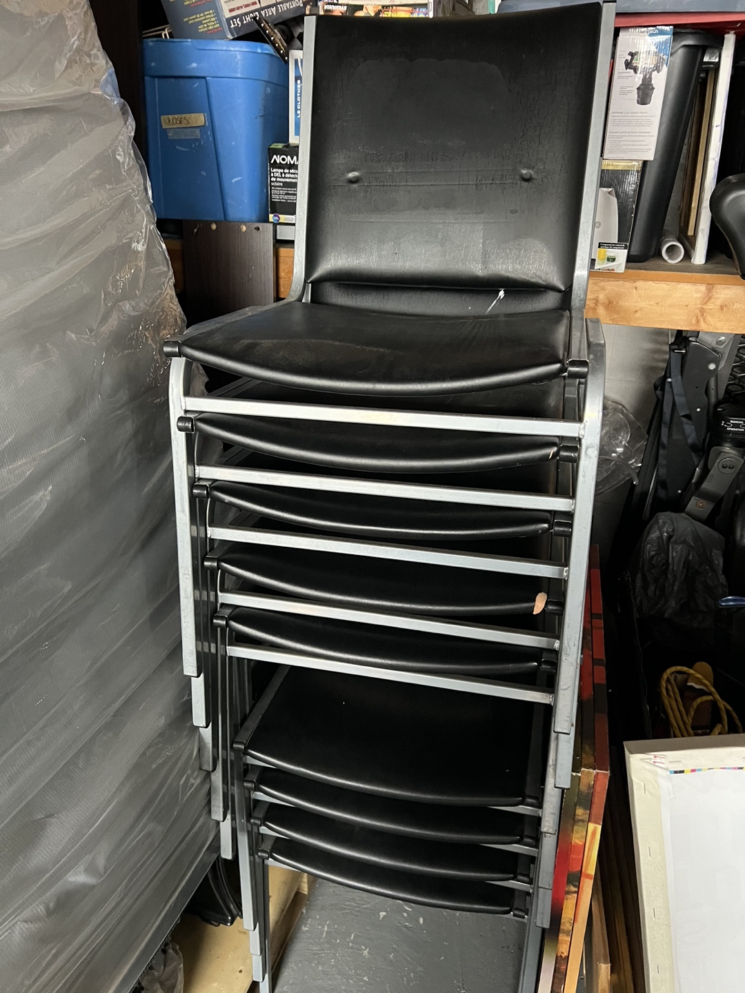 Stackable Chairs - photo 3