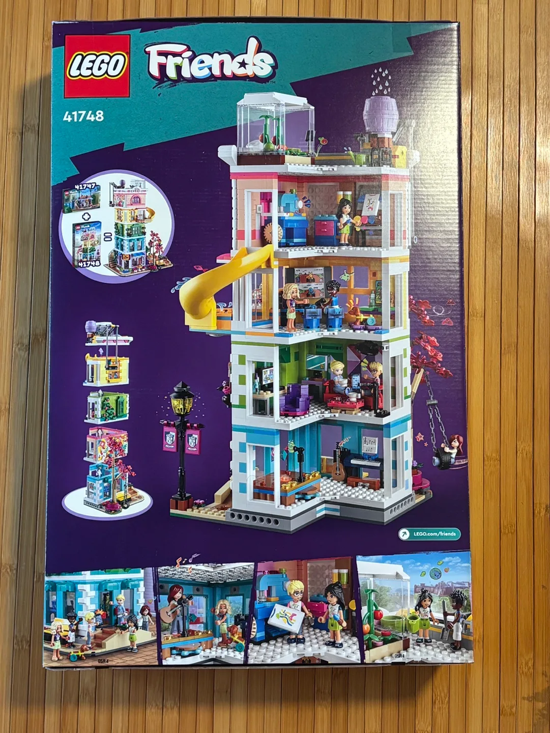 LEGO Friends Heartlake City Community Center & The Kitchen image indicator(3)