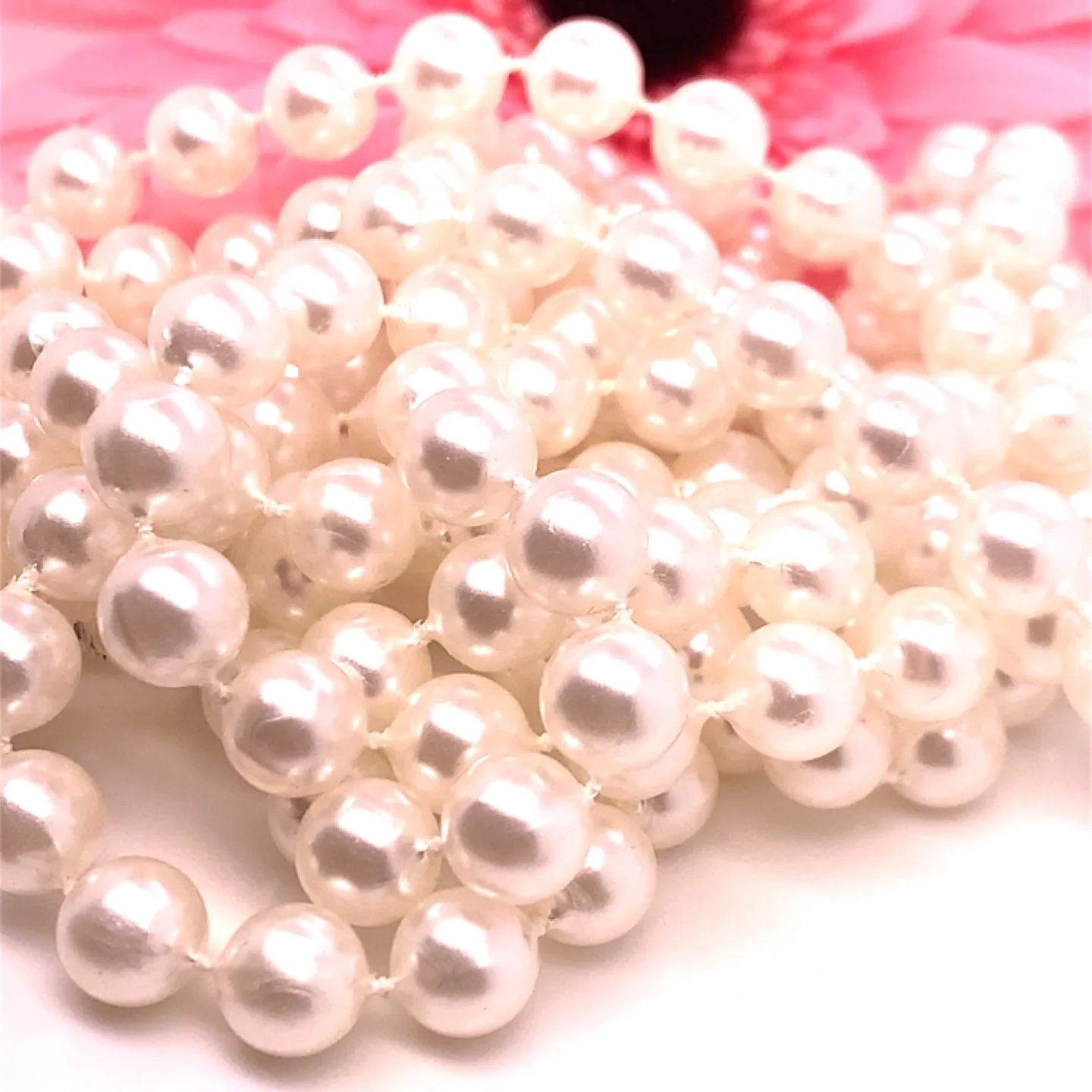 8MM Great Gatsby Pearl Necklace 70” image indicator(4)