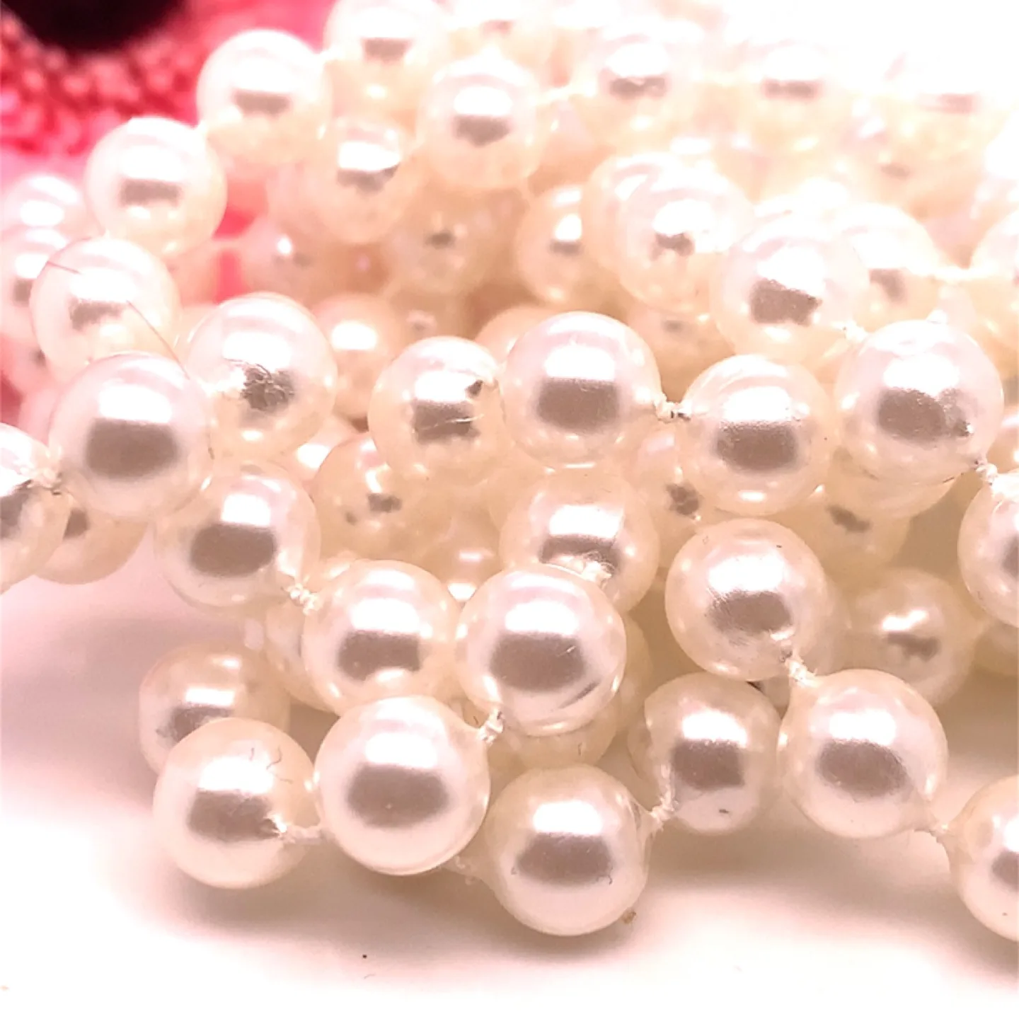 8MM Great Gatsby Pearl Necklace 70” image indicator(6)