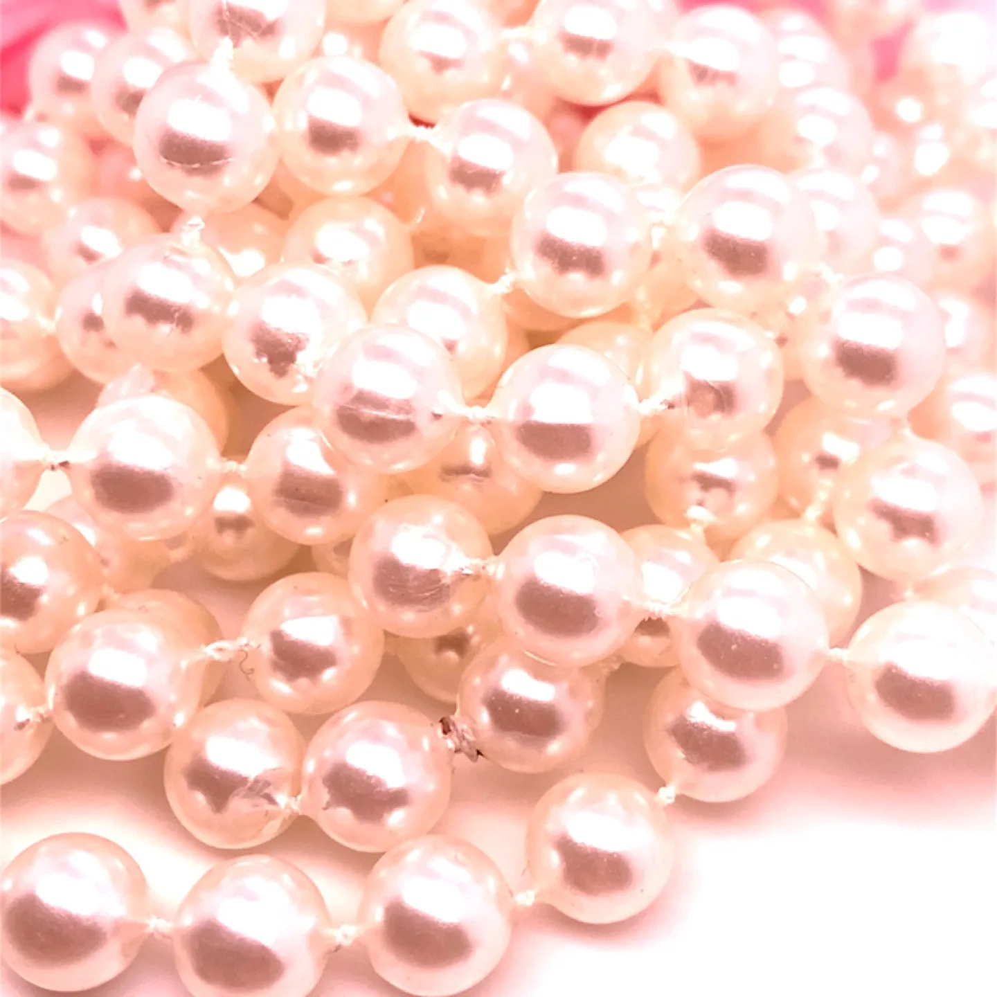 8MM Great Gatsby Pearl Necklace 70” image indicator(7)