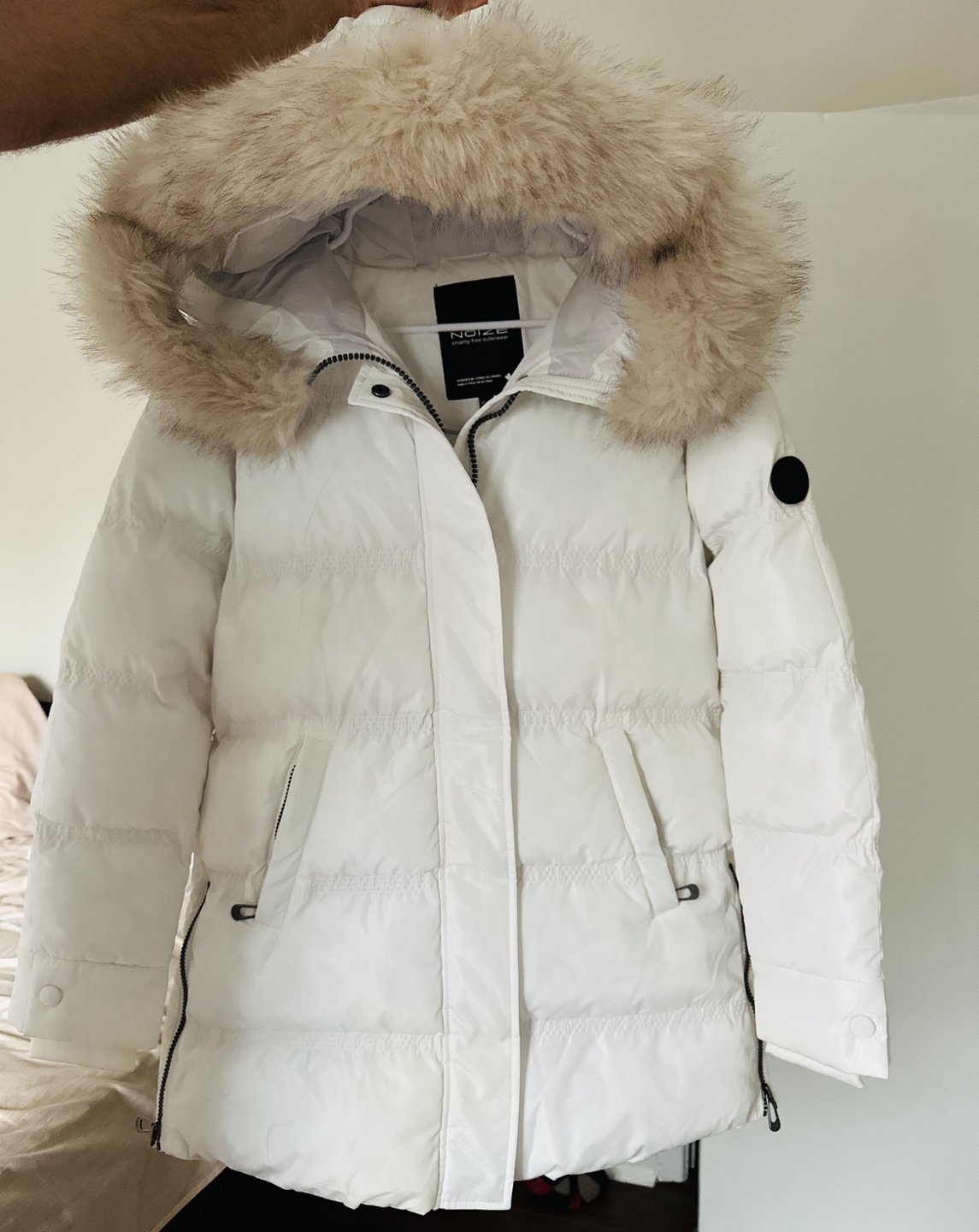 NOIZE Super Warm White Puffer Jacket with Faux Fur Hood - photo 2