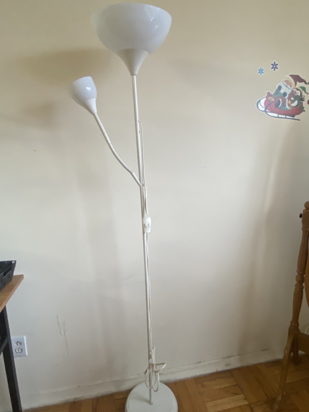 White Floor Lamp with Two Lights-need Gone ASAP - photo 2