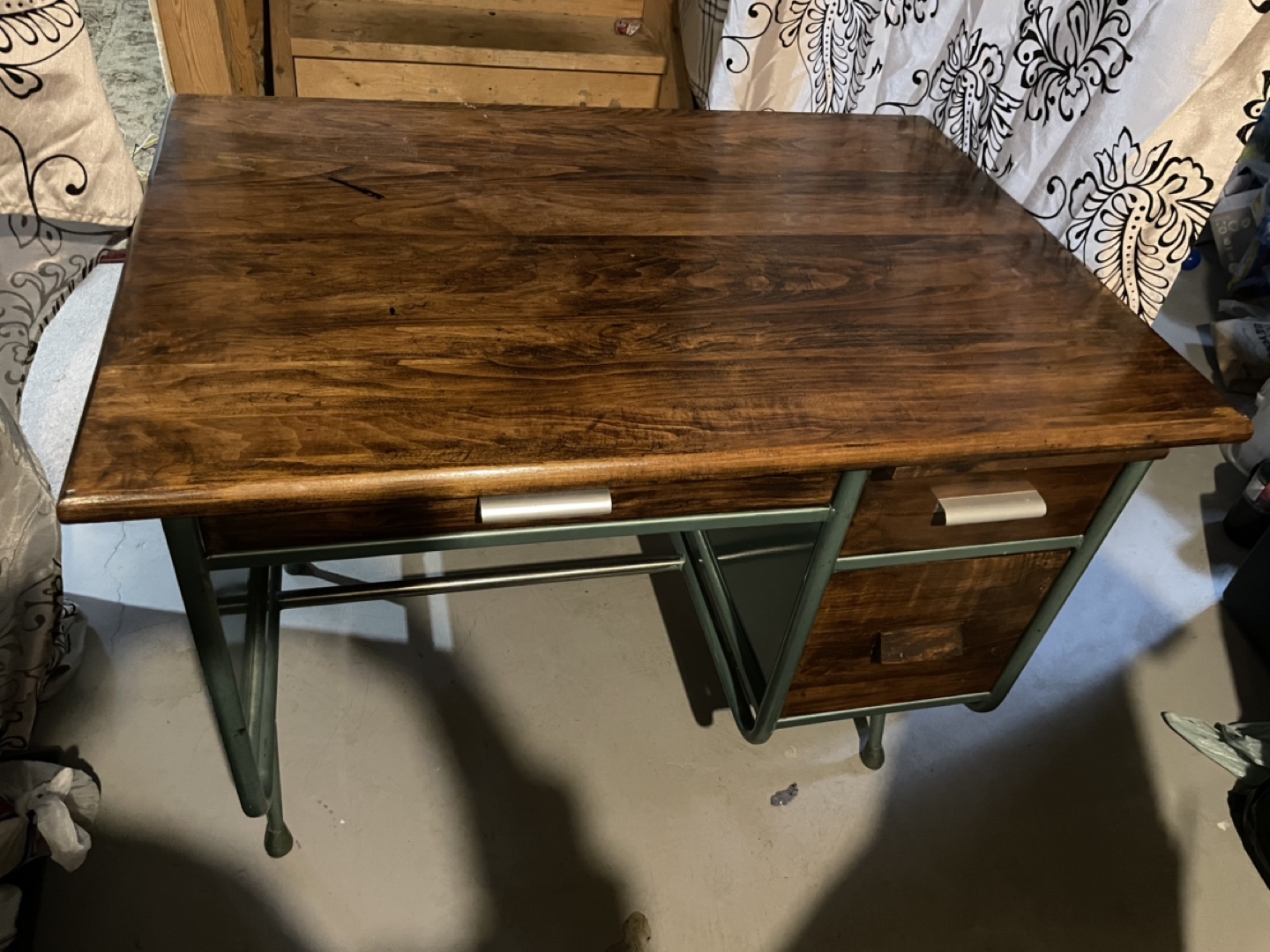Vintage Office Desk with Metal Legs - photo 3