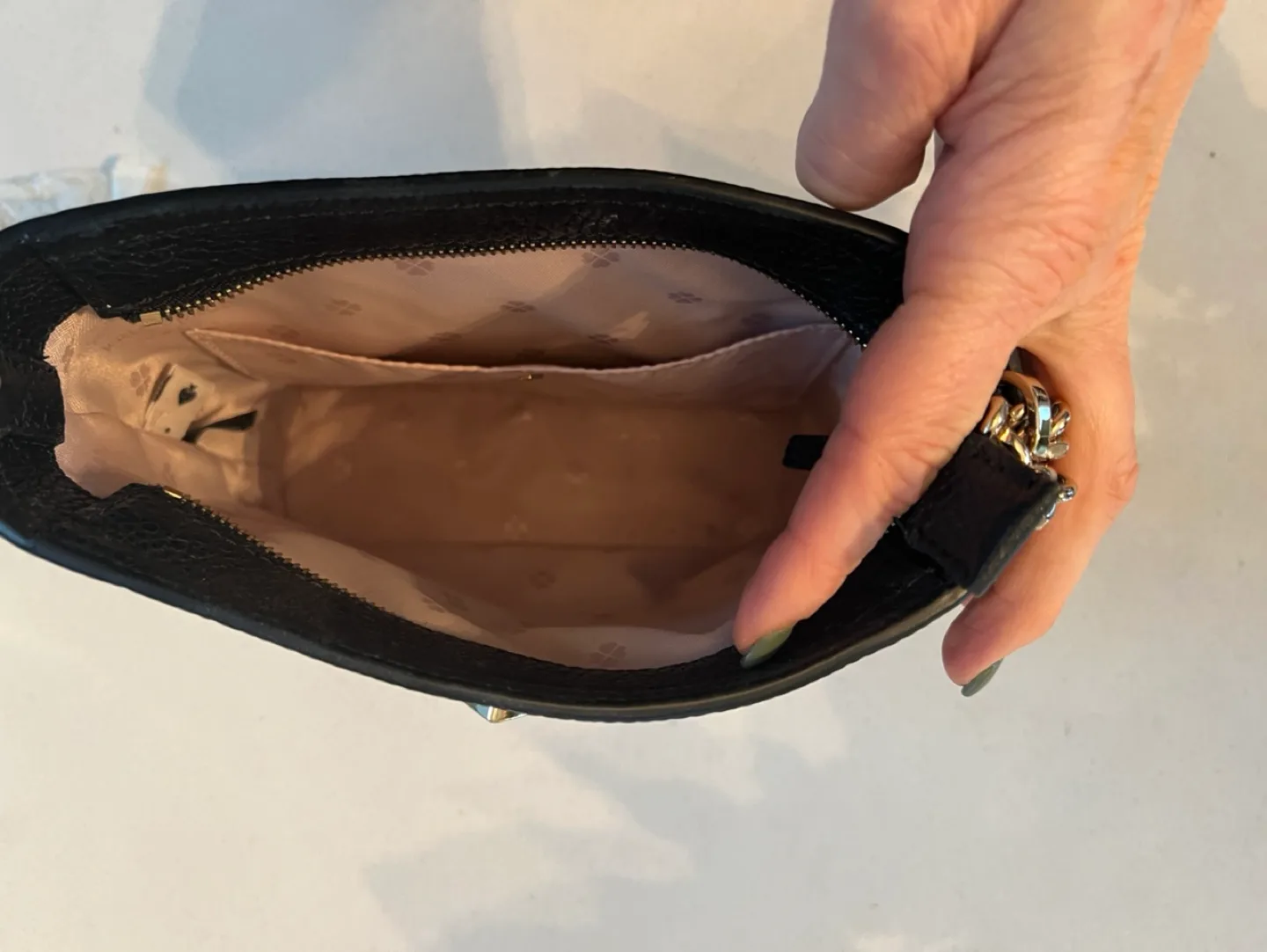 Kate Spade Small Black Chain Bag image indicator(3)