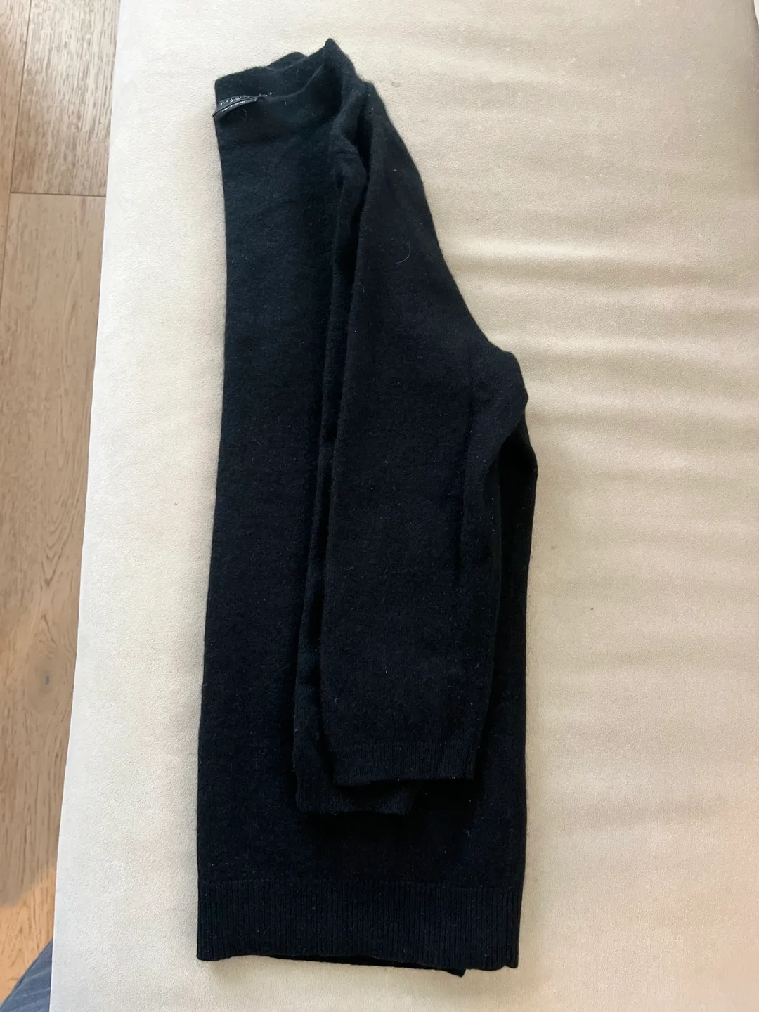 Talbots Petite Black Cashmere Sweater image indicator(2)