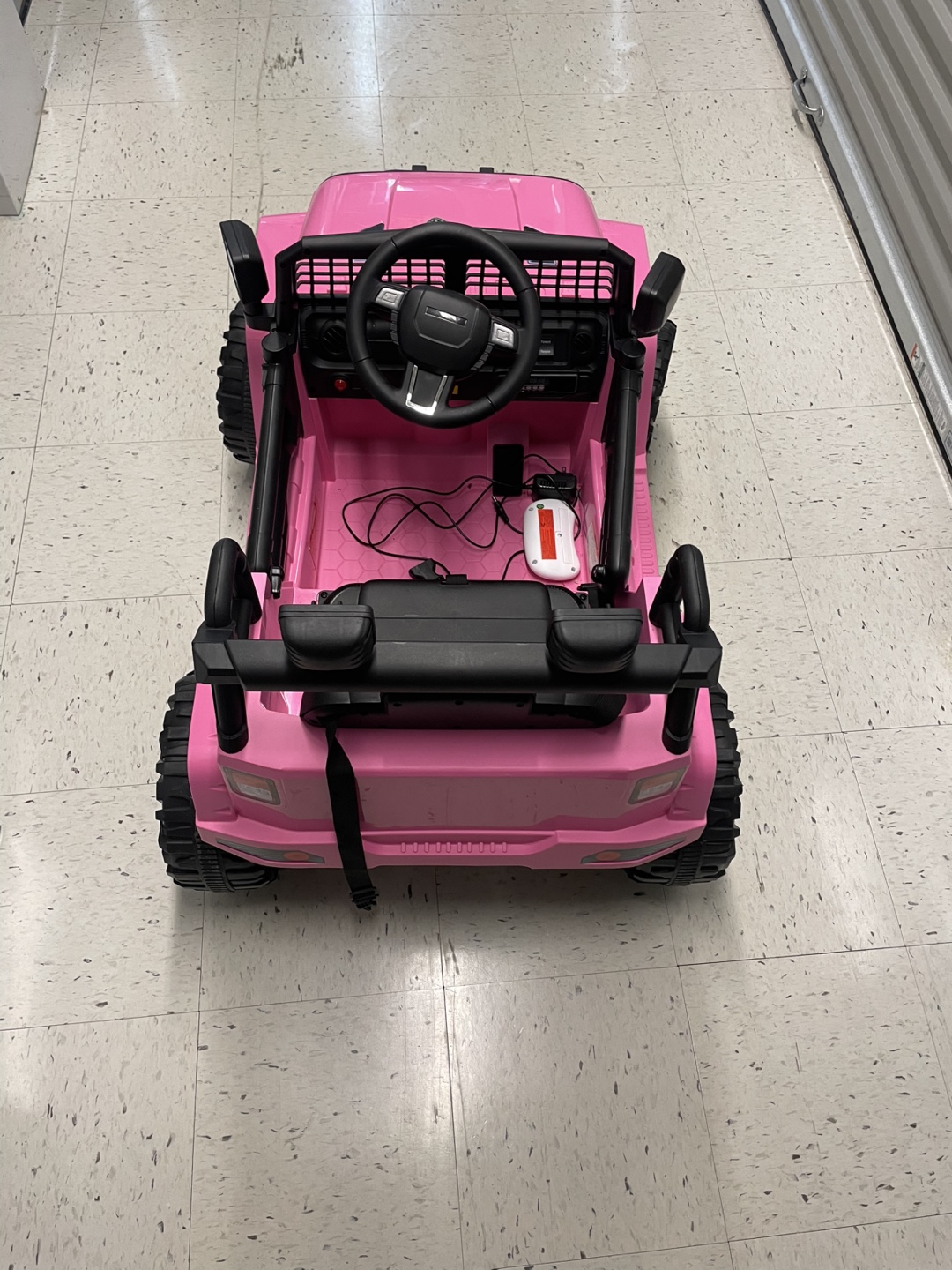 Pink Kids Ride On Car - photo 3