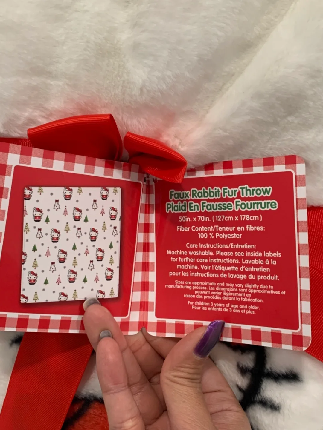 🎄New Viral Hello Kitty Christmas Faux Fur Throw Blanket🎄 image indicator(4)