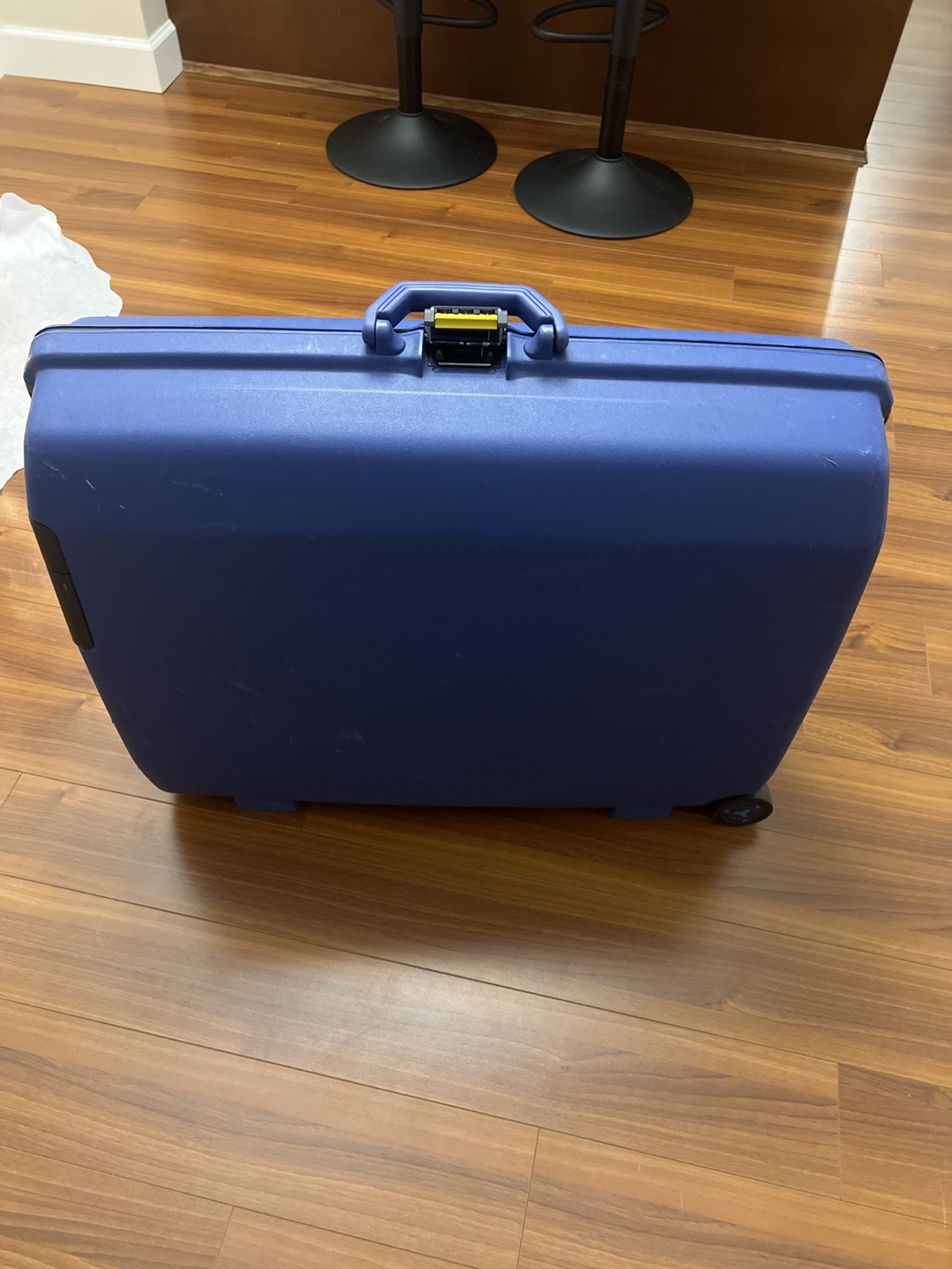 Samsonite Suitcase