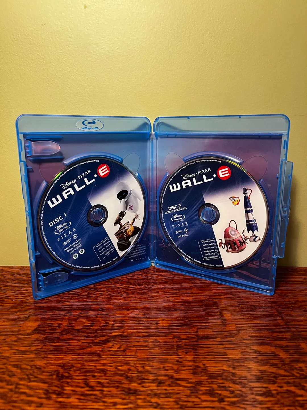 Wall-E (2008) Blu-ray image indicator(3)