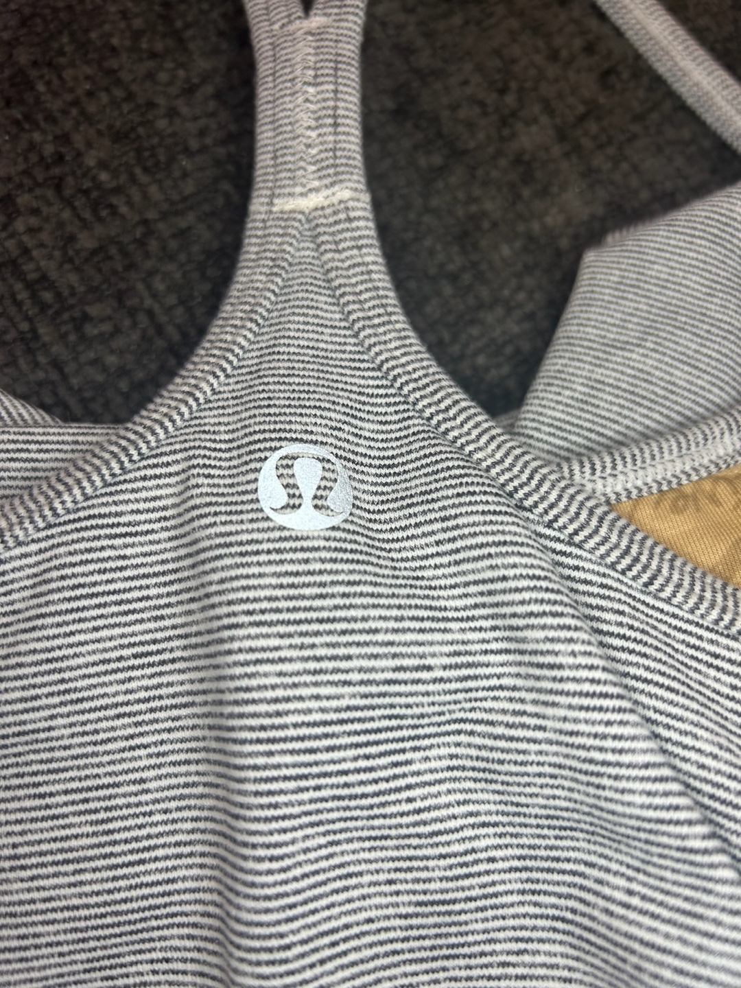 Lululemon racerback tank top size 8 - photo 3