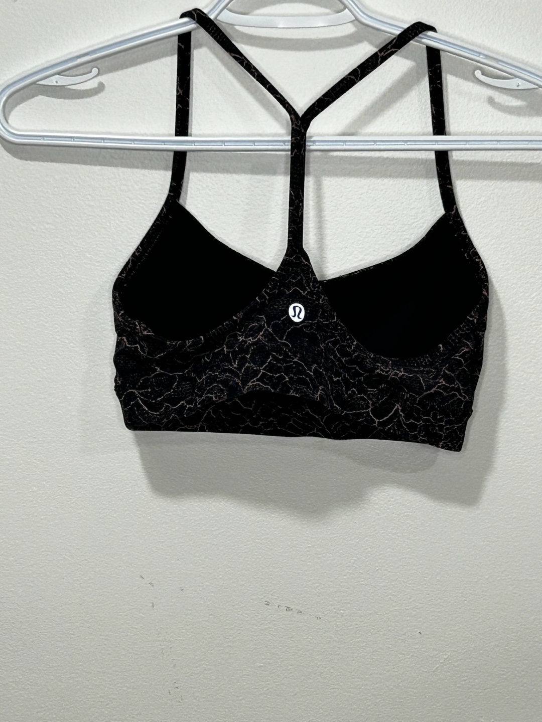 Lululemon Free to Be Bra Size 4 - photo 2
