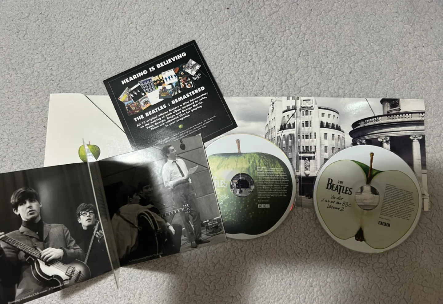 The Beatles - On Air - Live at the BBC Volume 2 (2CD) image indicator(5)