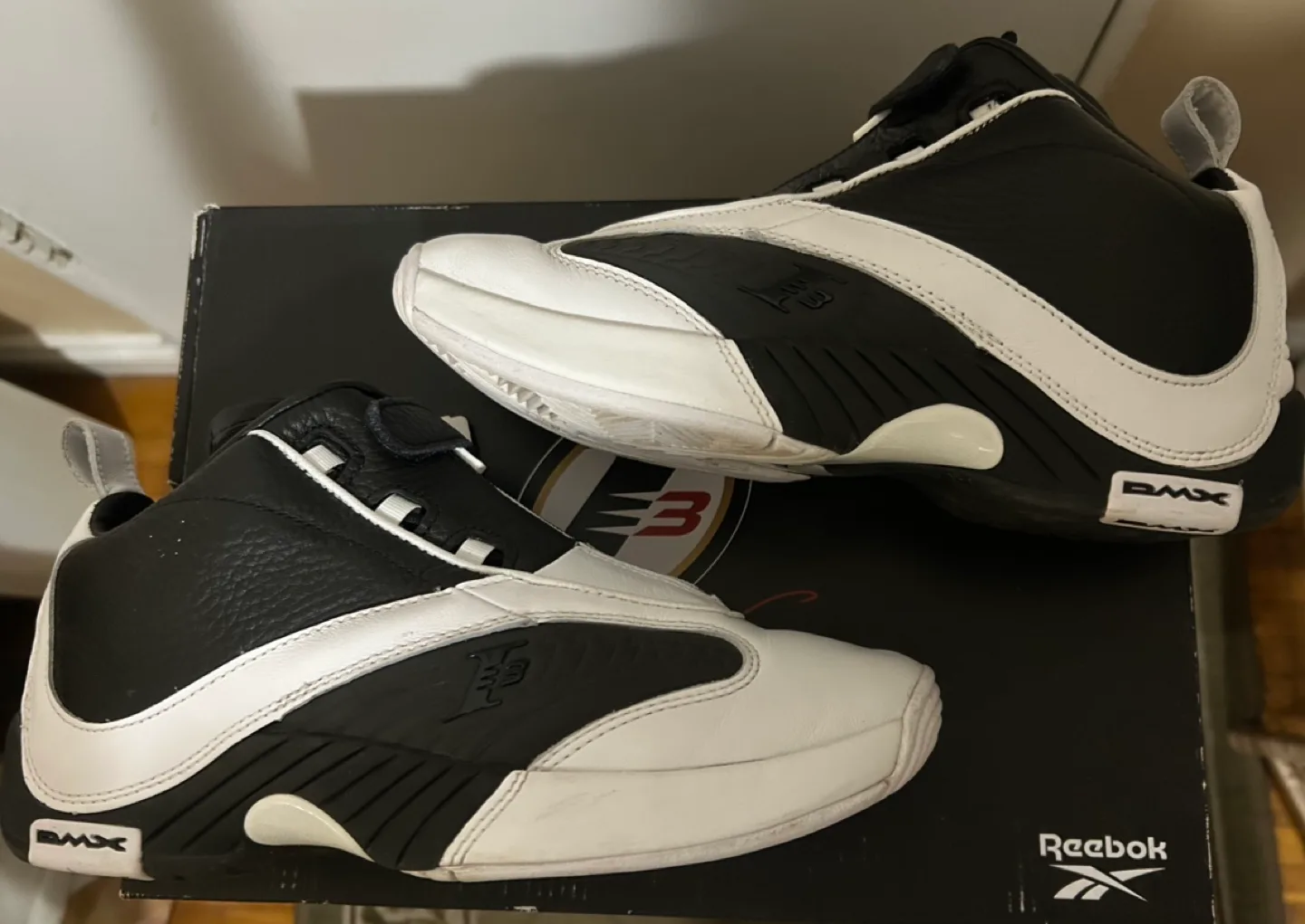 Reebok Answer IV (White and Black) image indicator(4)