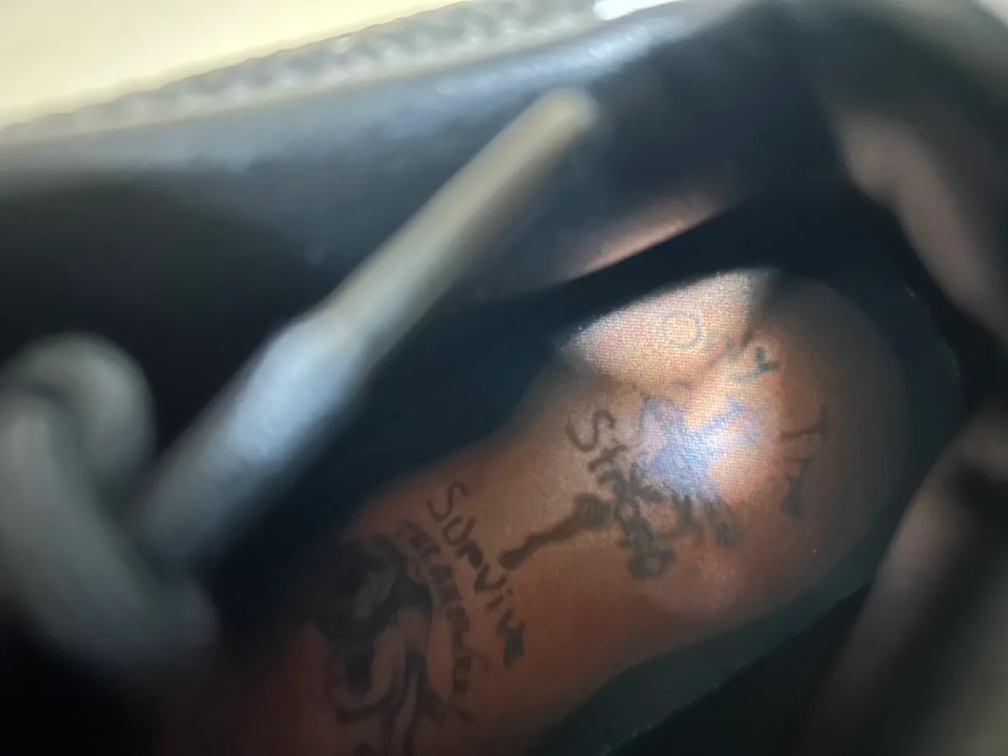 Reebok Answer IV (White and Black) image indicator(7)