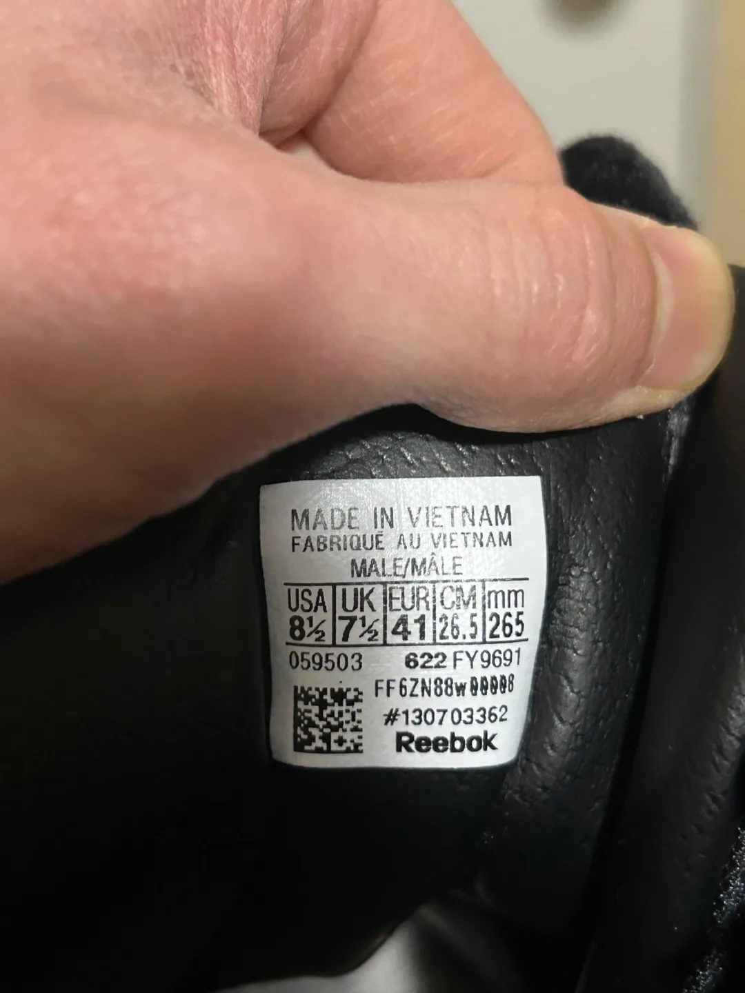 Reebok Answer IV (White and Black) image indicator(9)
