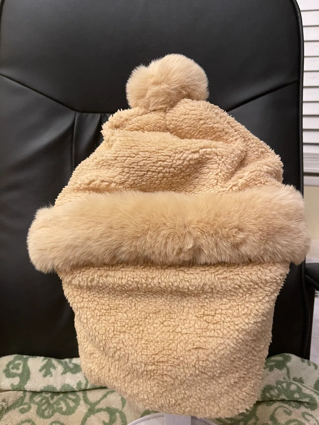 Soft Winter Hats image indicator(2)