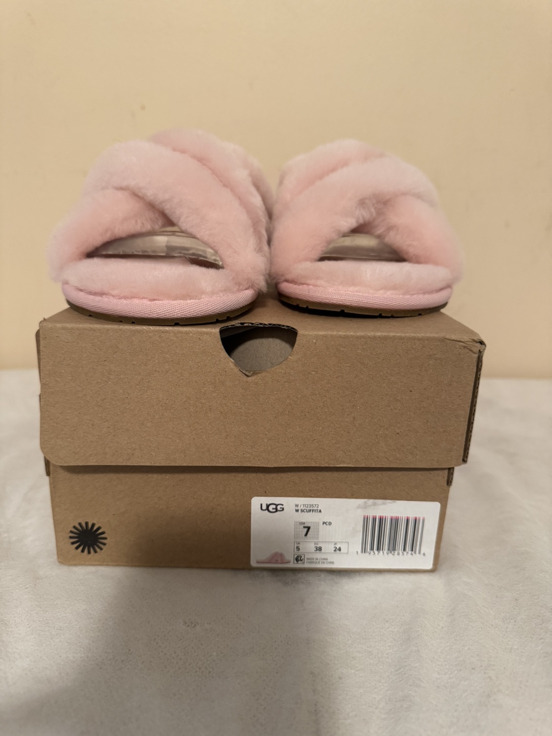 UGG Women's Scuffita Slippers