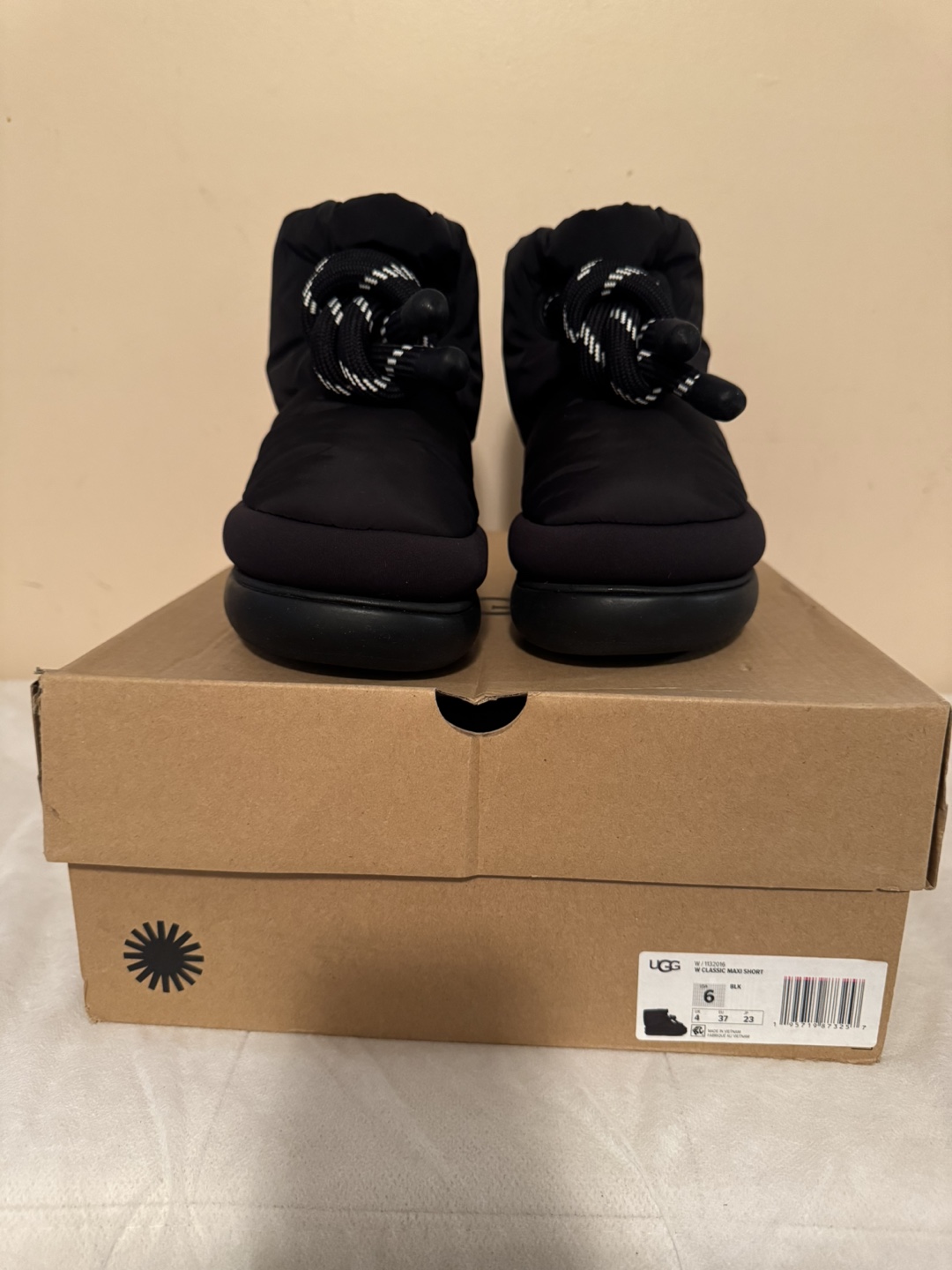 UGG Women's Classic Mini Wedge Sneaker Boots