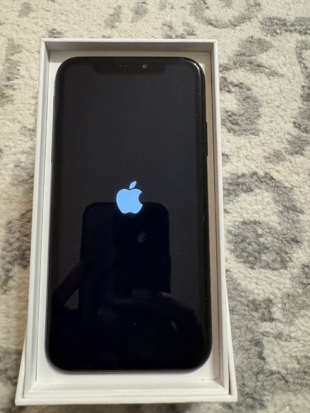 iPhone XR - Black - 64GB - Unlocked - photo 3