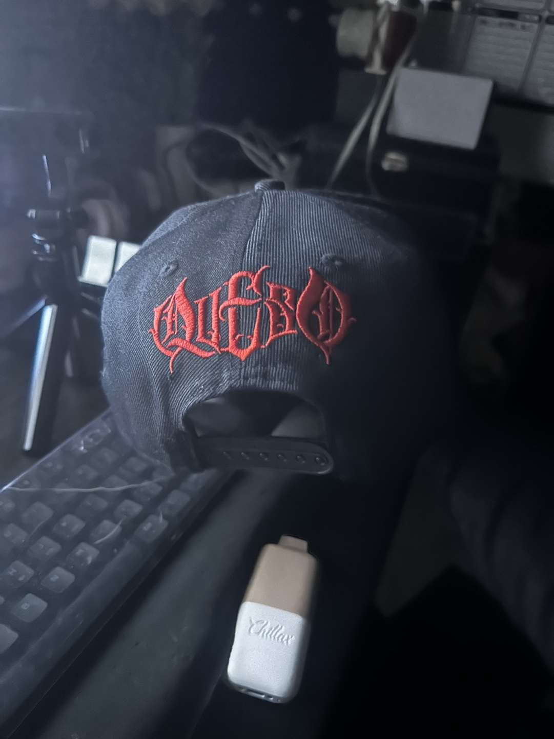 Queso x Krown Black Snapback Hat Limited Edition - photo 3