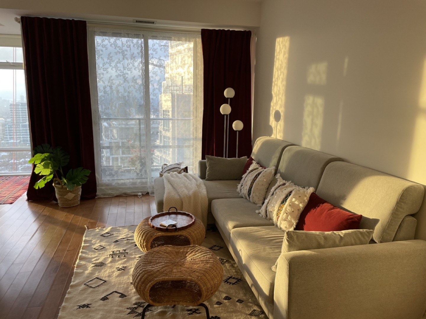 2 Velvet Curtains and 2 Sheer Curtains - photo 3