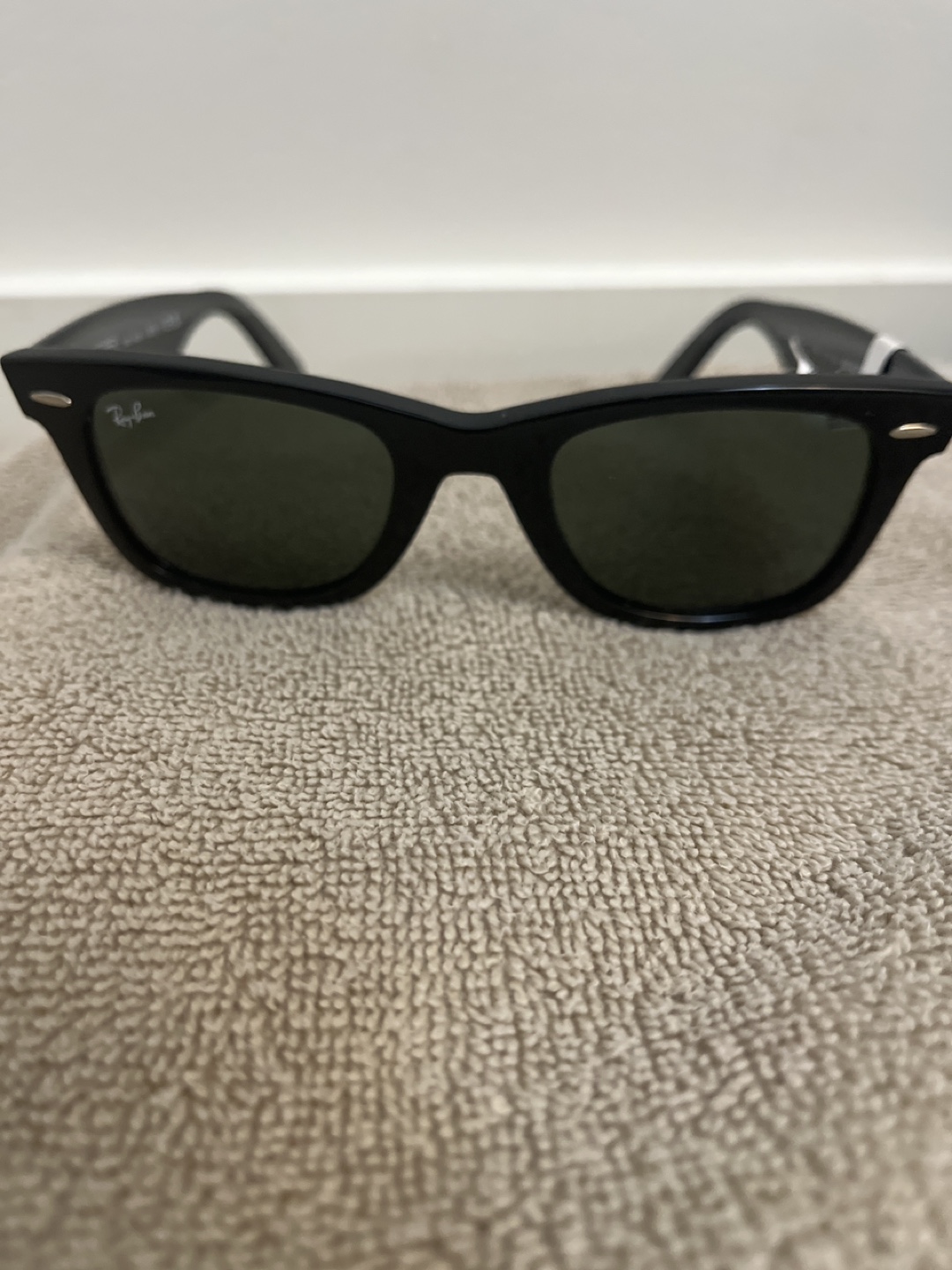 Ray-Ban Wayfarer Sunglasses