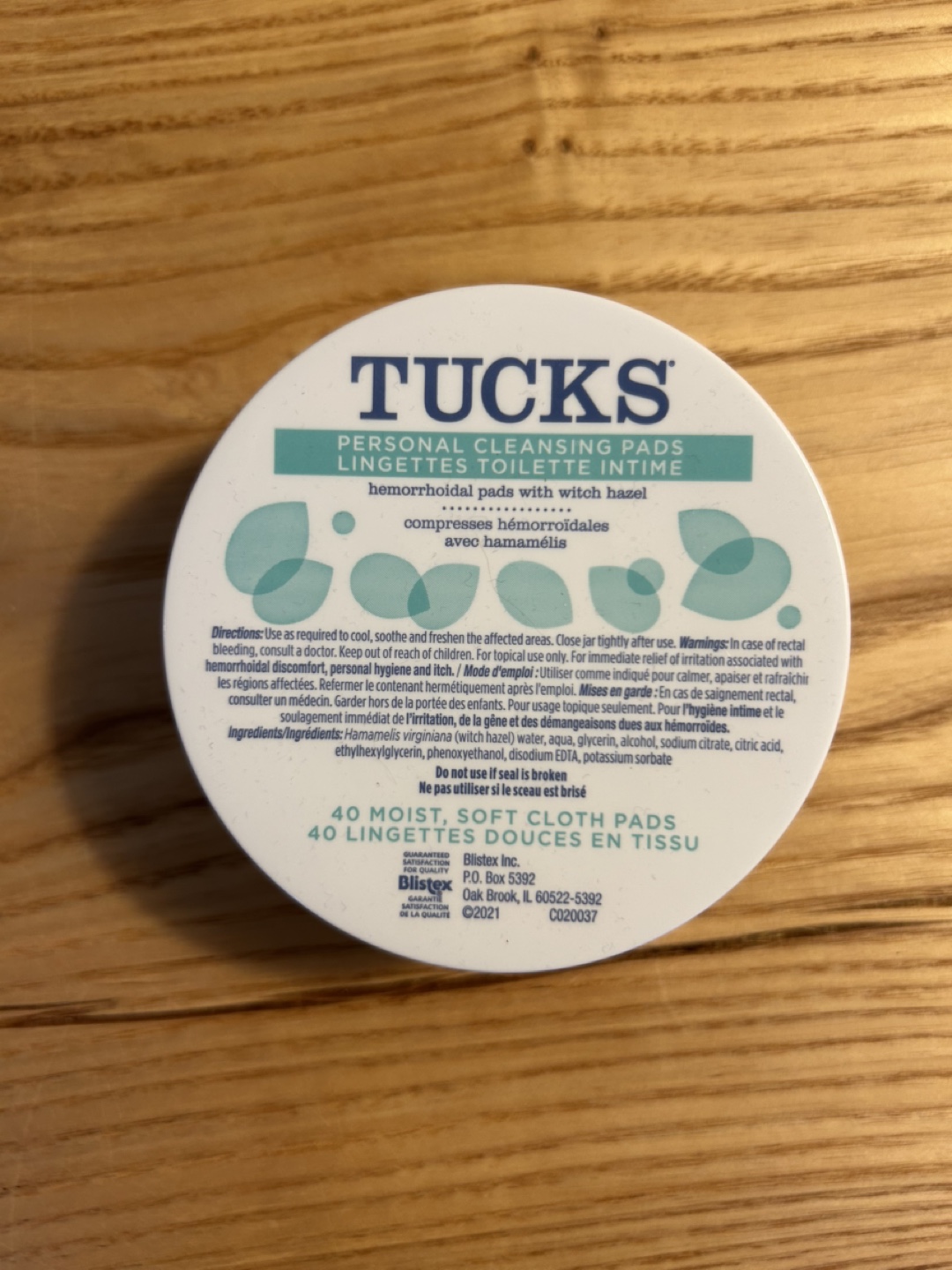 Tucks Cleansing Soothing Pads with witch hazel