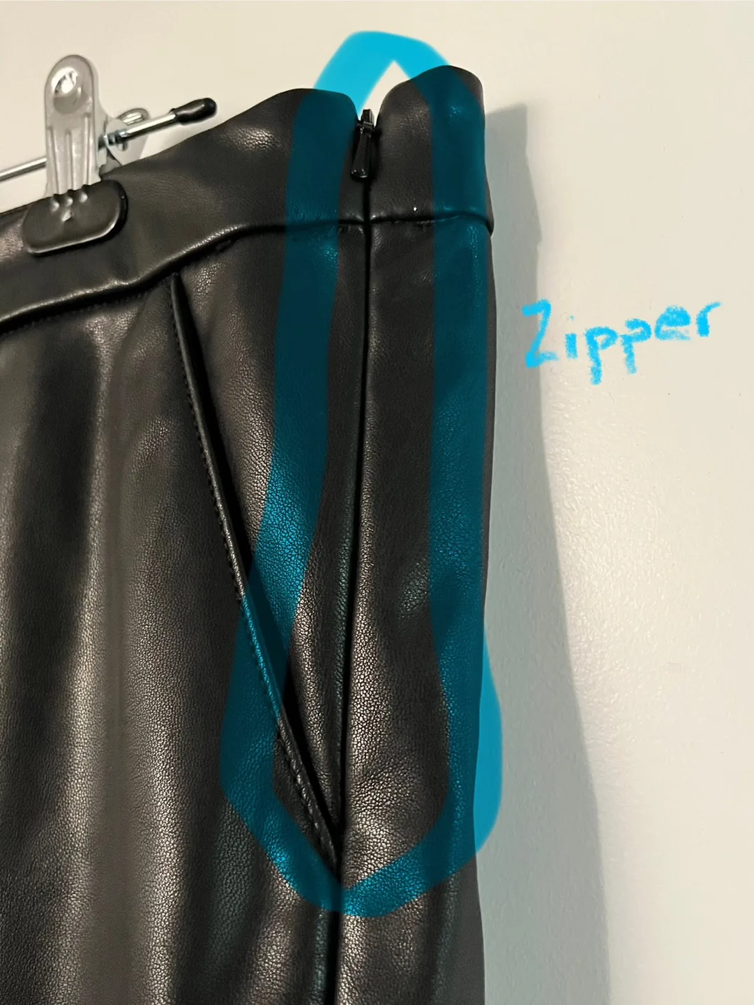 #freecycle JORDACHE Black Faux Leather Pants image indicator(4)