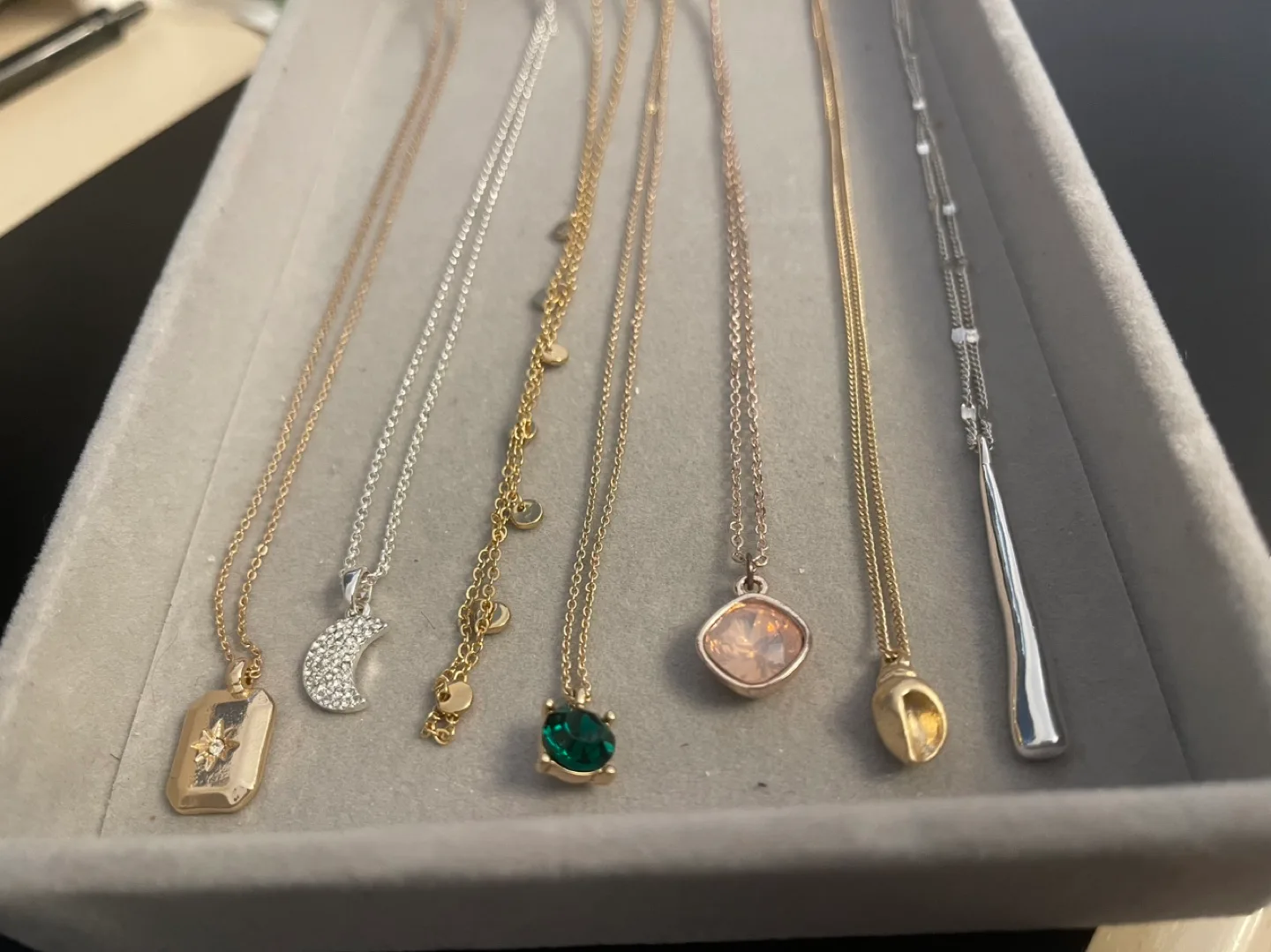 Necklace Set of 7 thumbnail