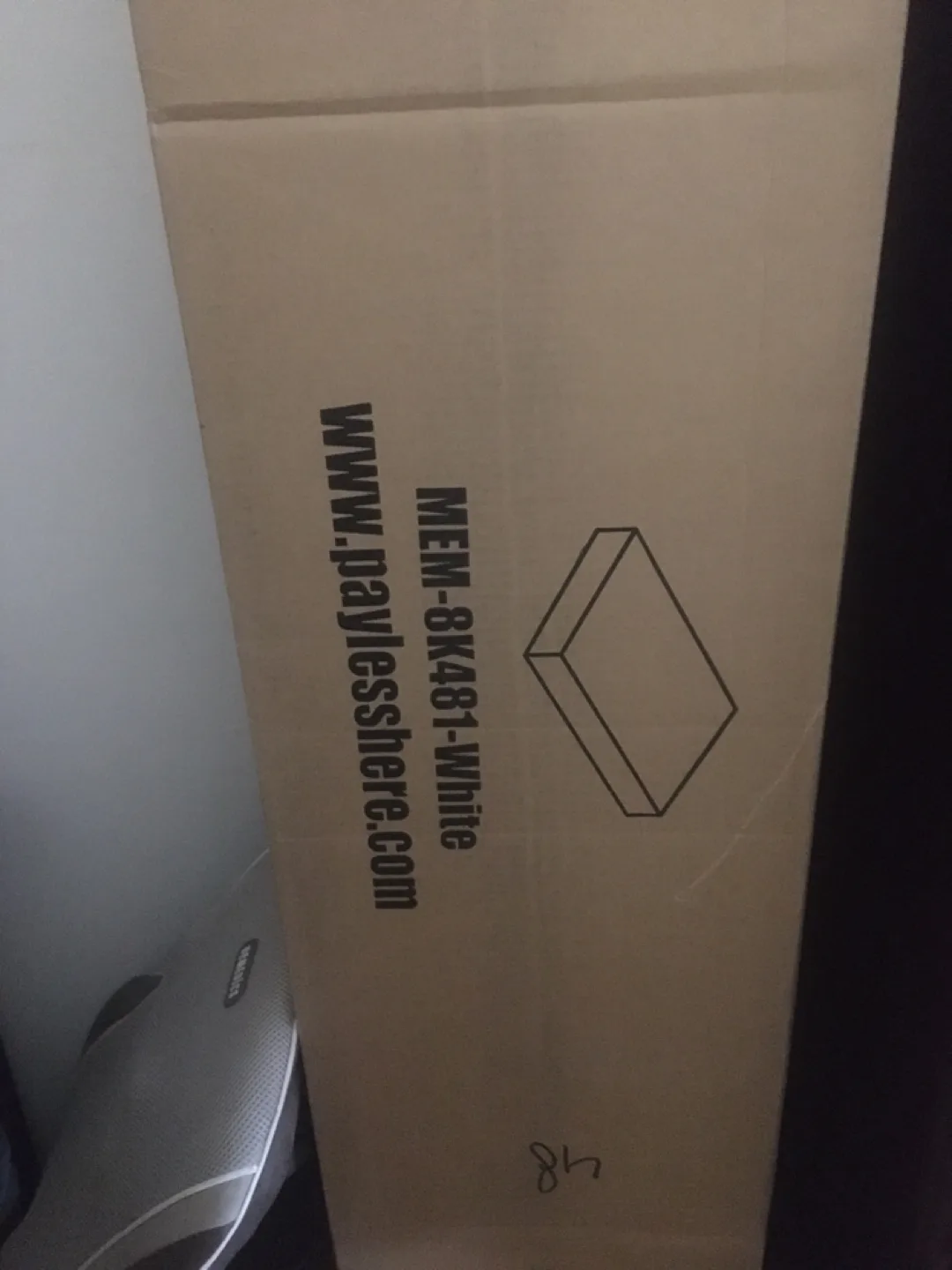 Brand new king size mattress still in the box image indicator(2)