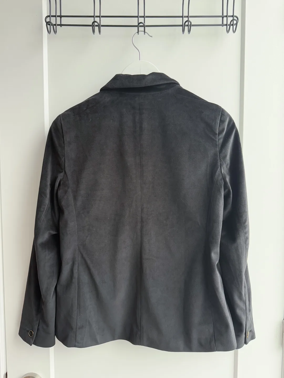 Abercrombie & Fitch Velvet Blazer image indicator(2)