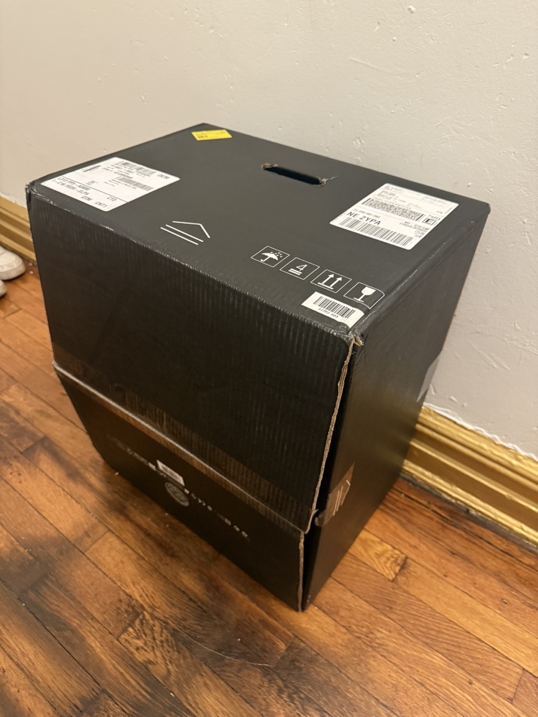 (NEW IN THE BOX) Alienware Aurora R16 Gaming Desktop HOT DEAL - photo 4
