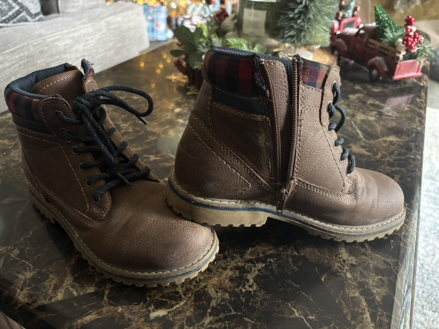 Size 4M Brown Boots - photo 2