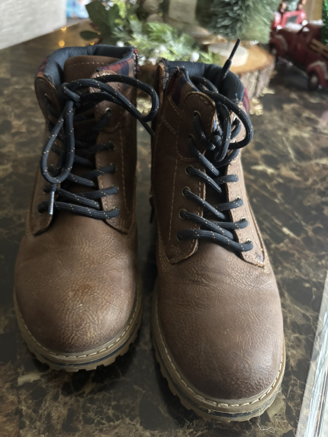 Size 4M Brown Boots