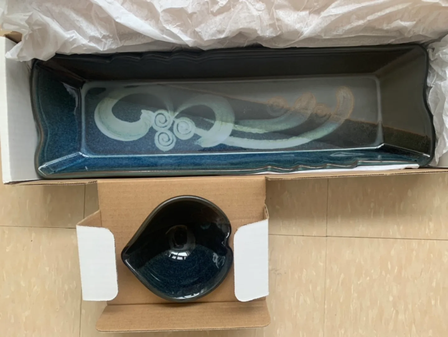 Pavlo Pottery Serving Dish and Bowl Set image indicator(3)