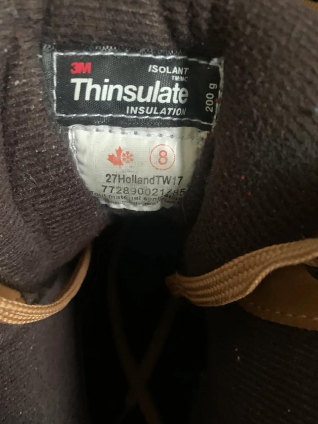 Canadian brand winter boots Size 8 image indicator(3)