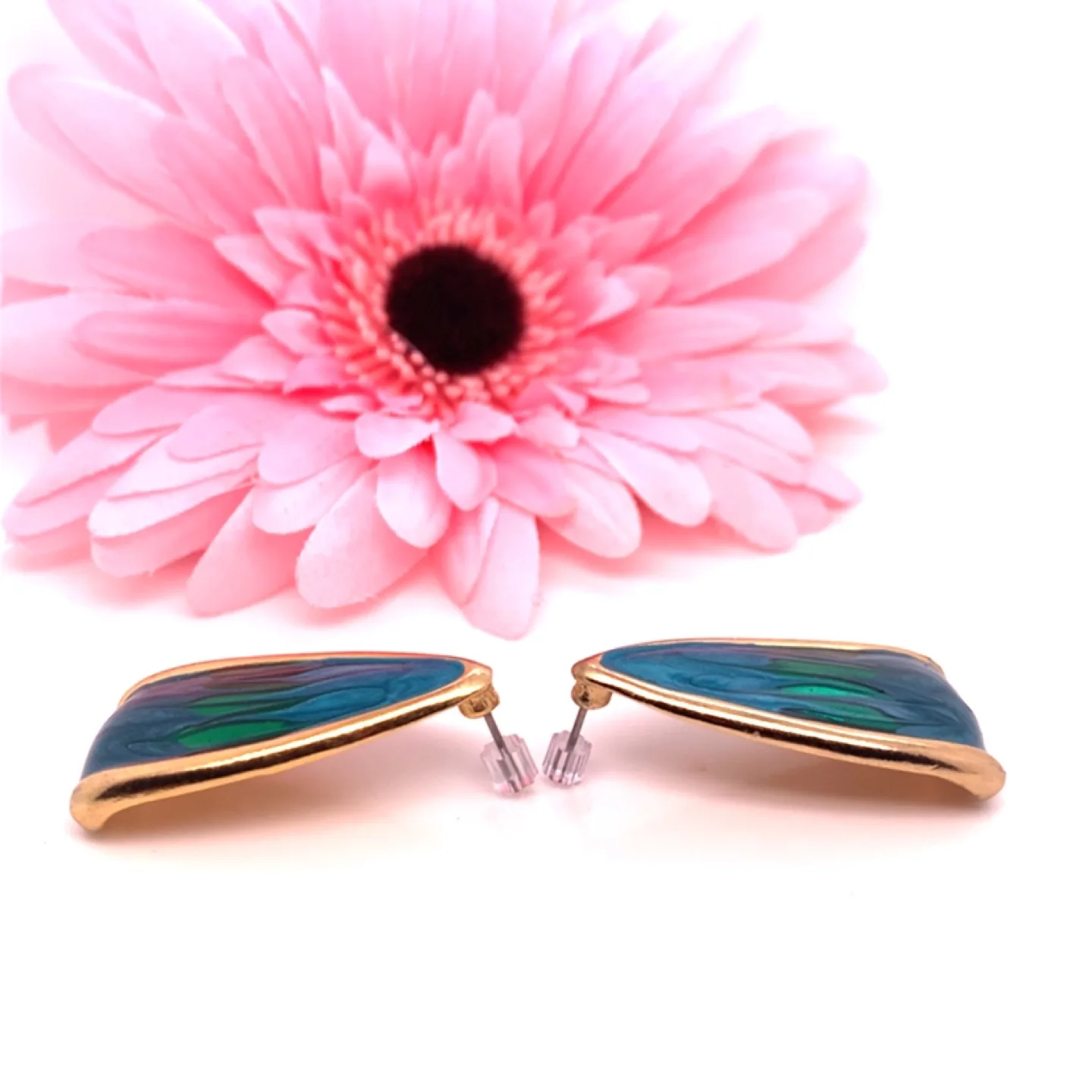 Vintage Enamel Earrings image indicator(3)