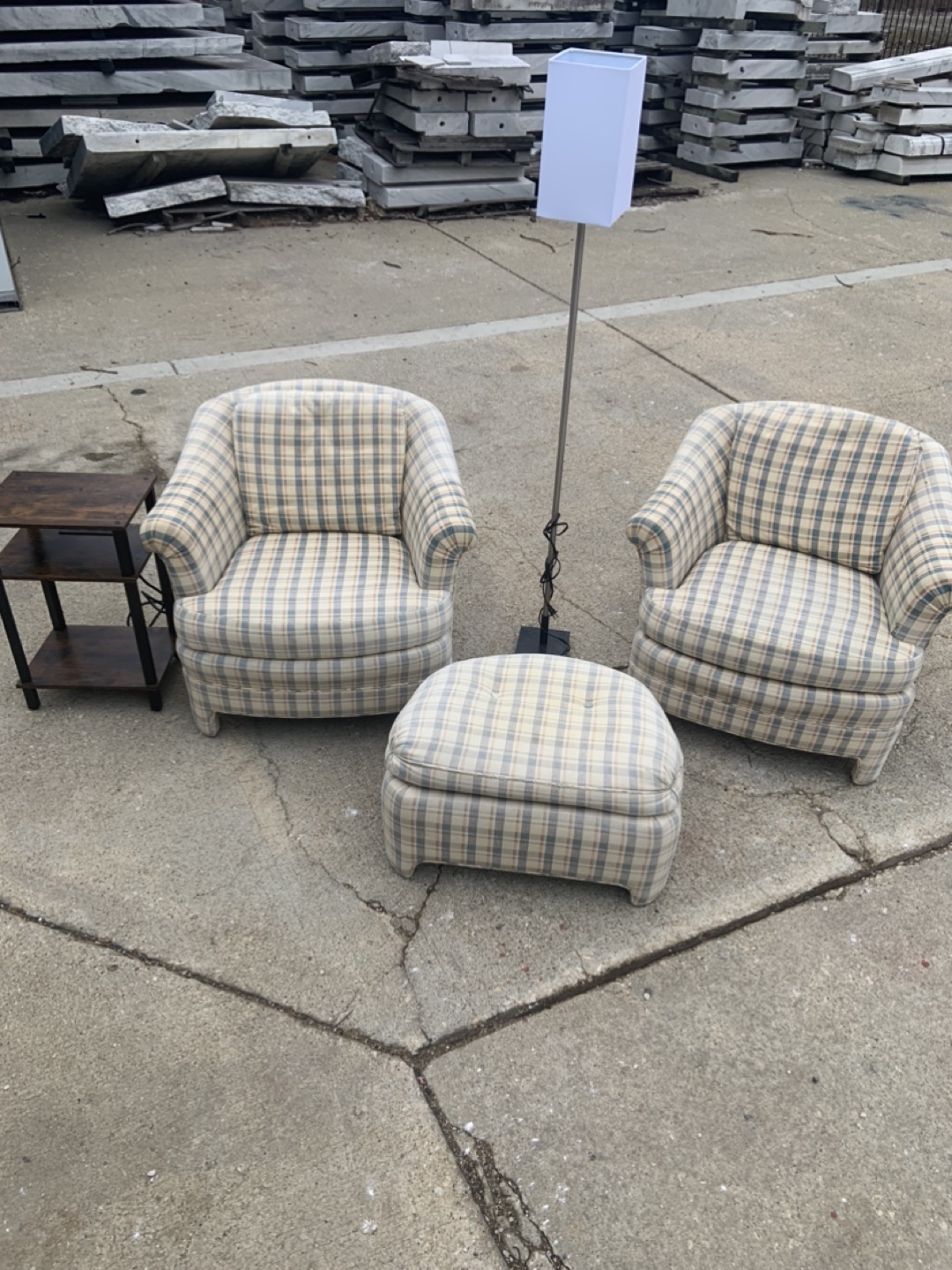 Two Armchairs and Ottoman - photo 2