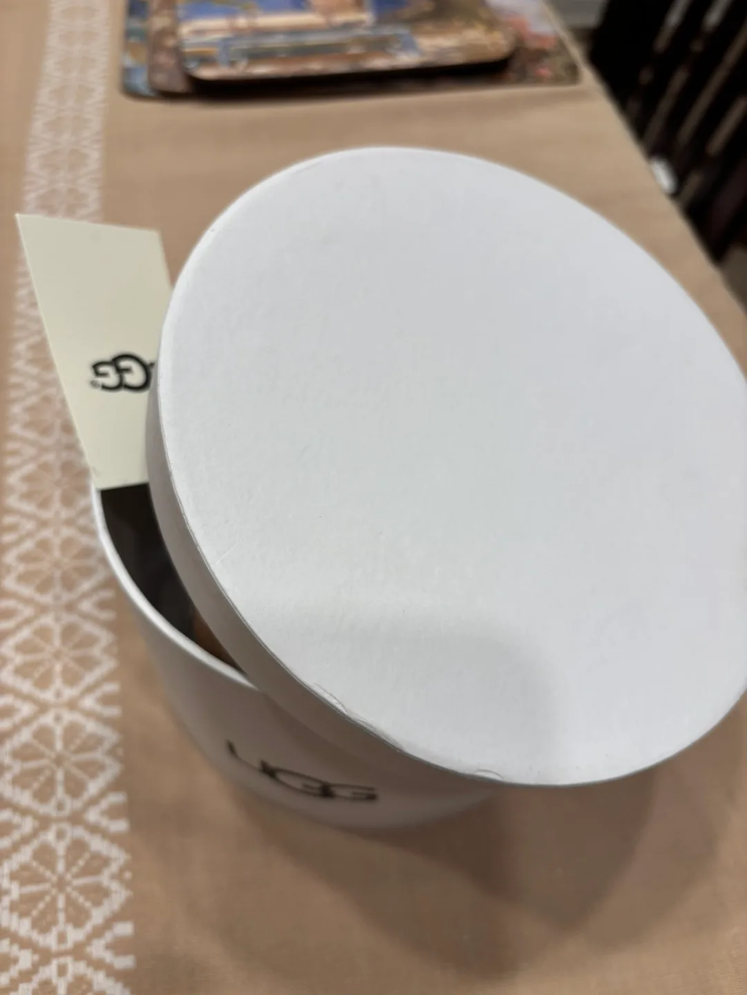 Ugg winter earmuff image indicator(4)