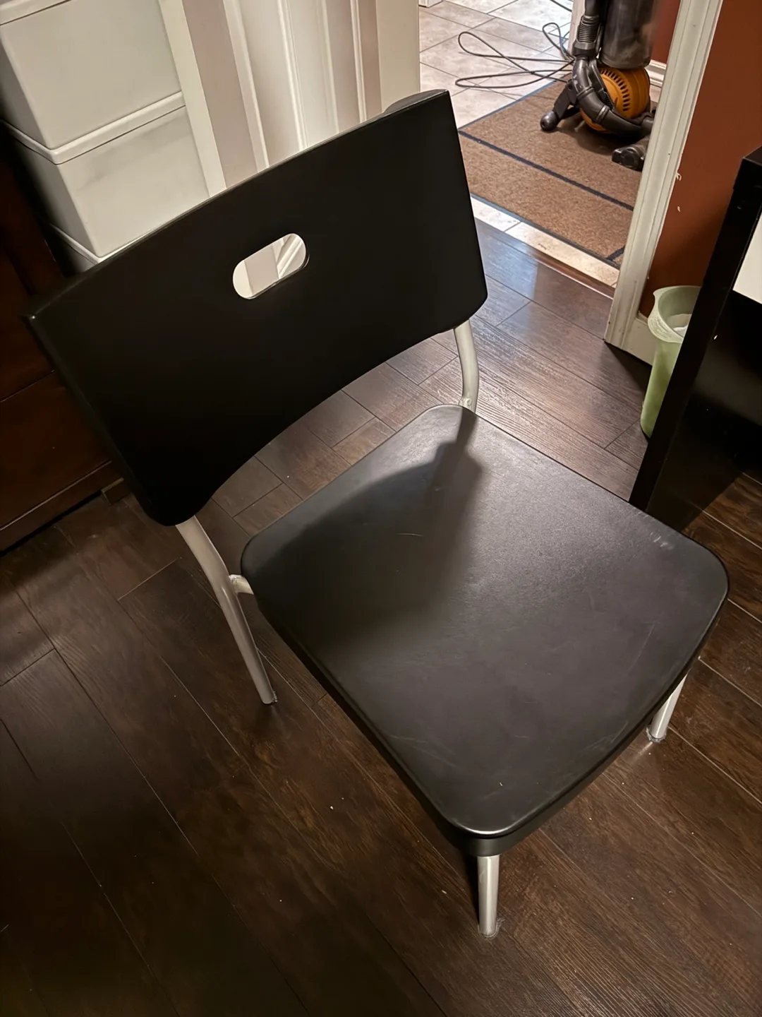 IKEA Micke Desk & Herman Chair image indicator(2)
