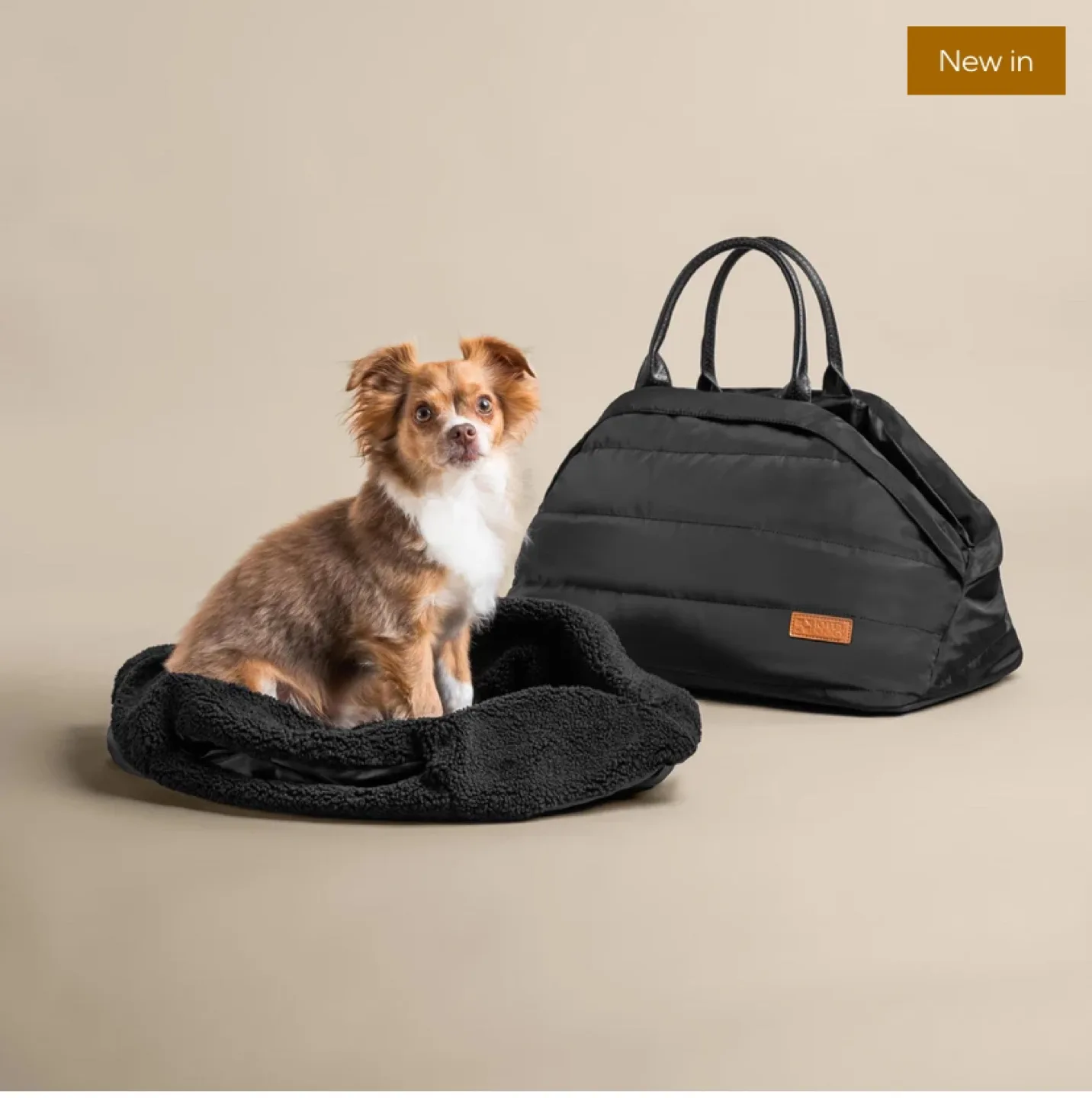 NEW Deluxe Car Seat & Carrier By Hotel Doggy image indicator(2)