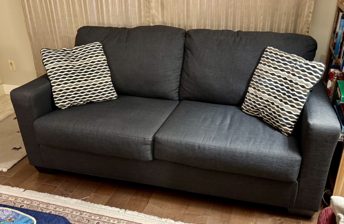 Full size sofa - photo 3
