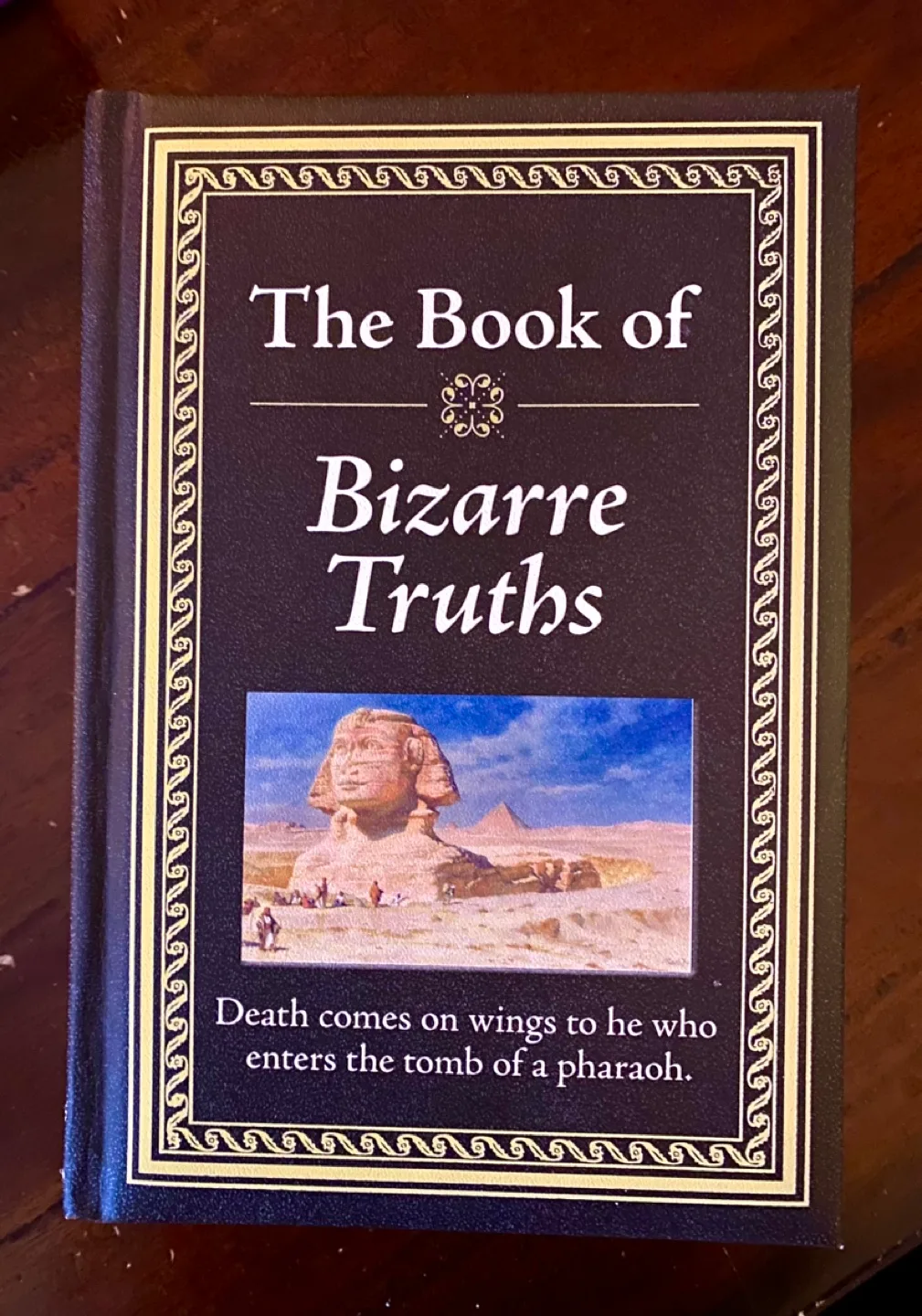 The Book Of RANDOM ODDITIES, BIZARRE TRUTHS, AMAZING CURIOSITIES image indicator(5)